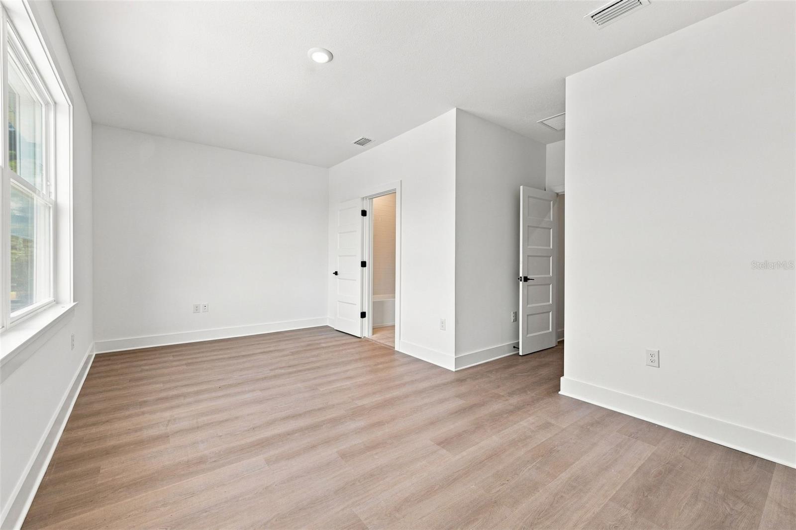 2508 W GRAY ST #2 — photo 25