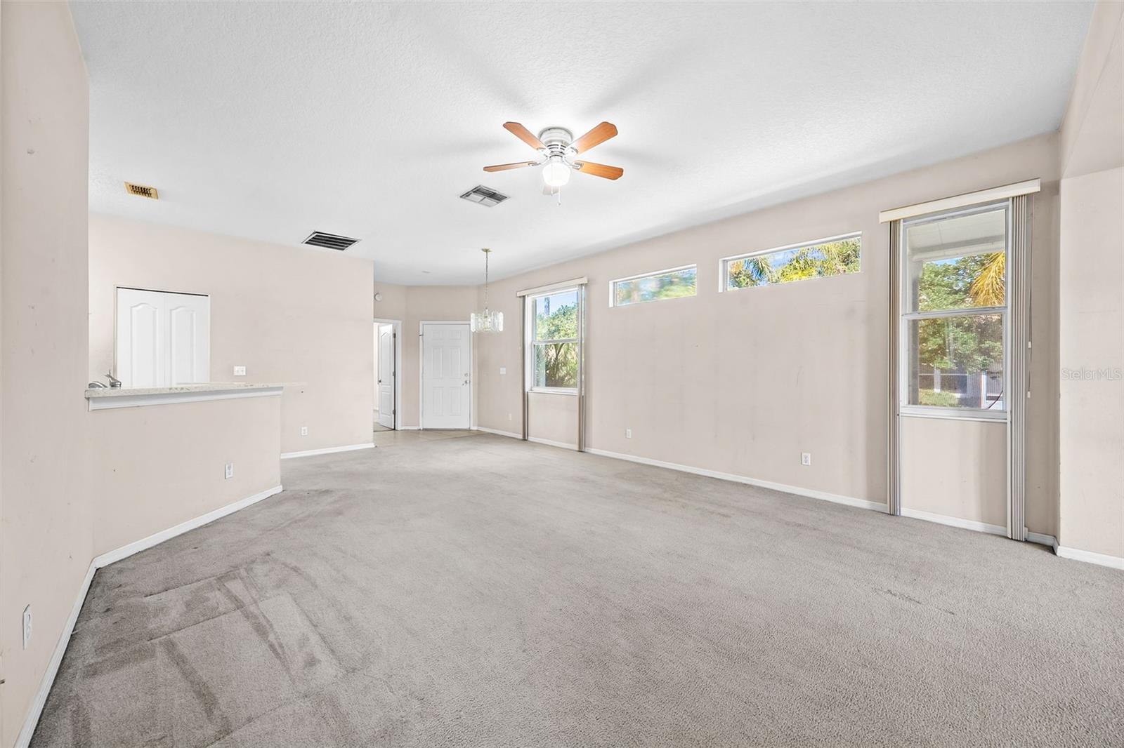 1204 HUNTINGTON GREENS DR #1204 — photo 10
