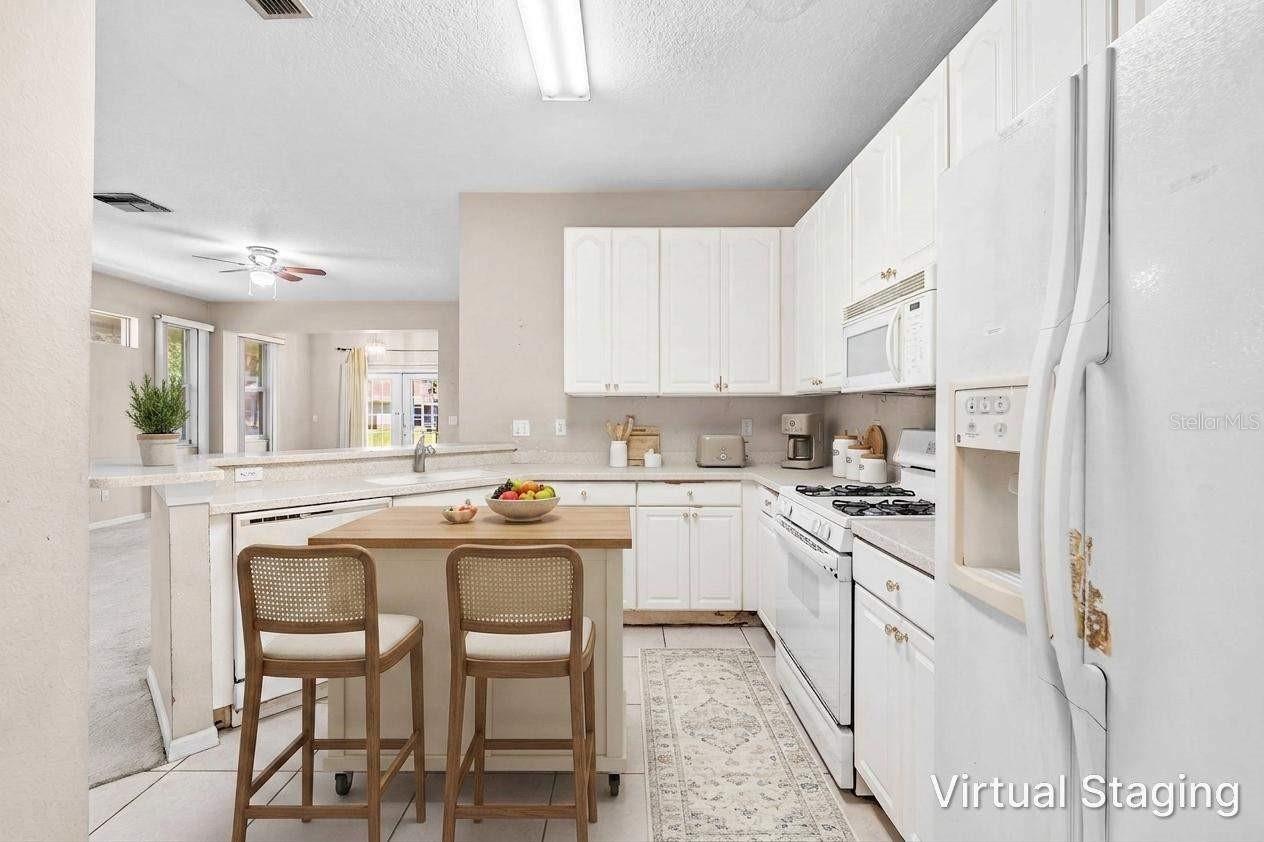 1204 HUNTINGTON GREENS DR #1204 — photo 14