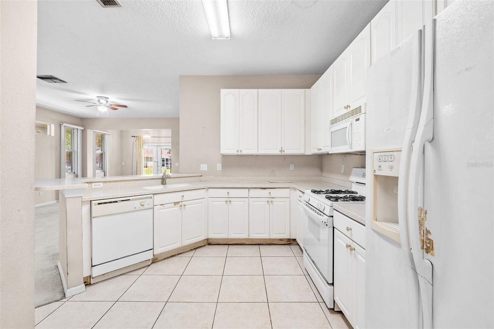 1204 HUNTINGTON GREENS DR #1204 — photo 17