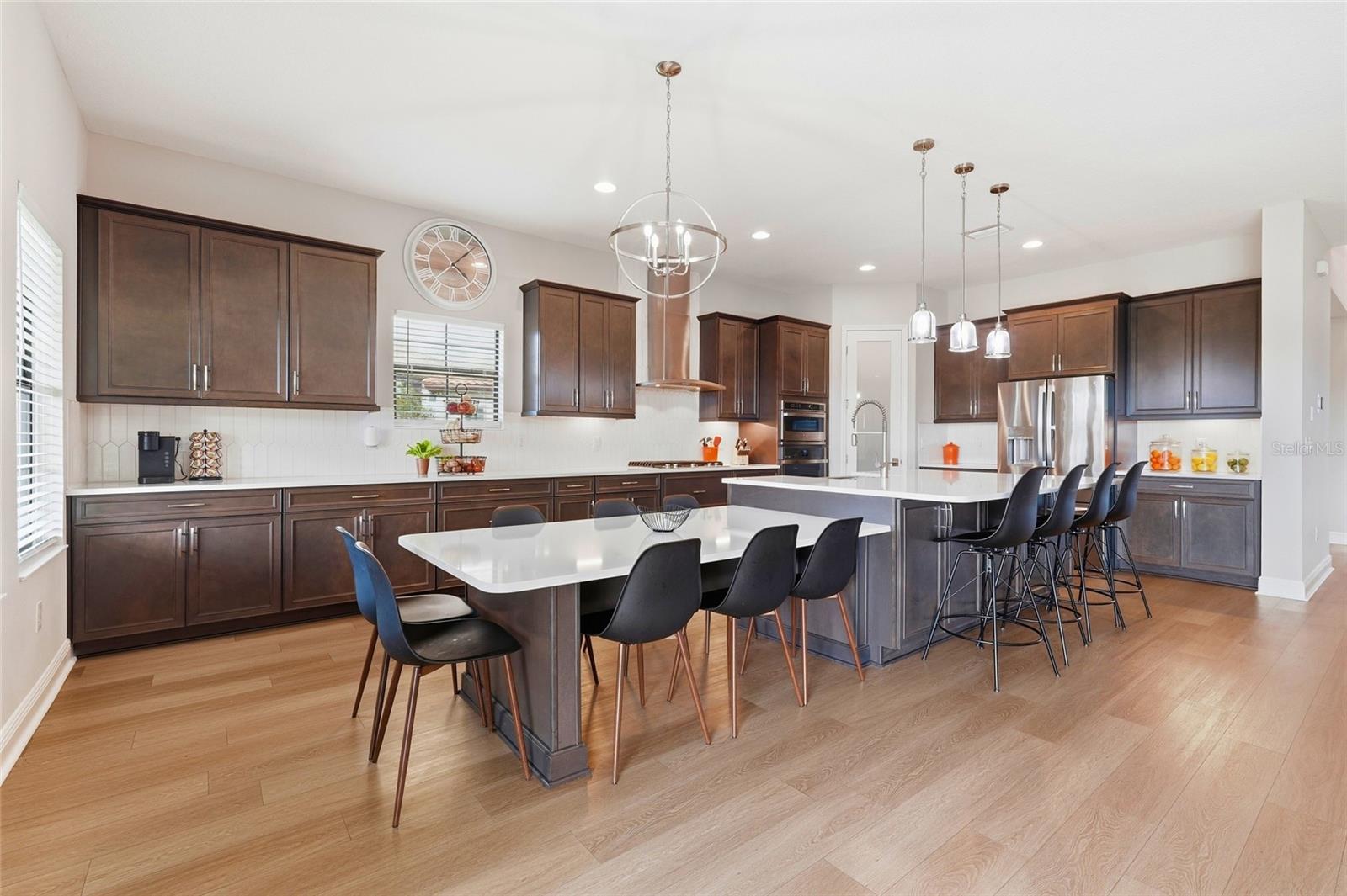 8207 RUSHTON PL — photo 7