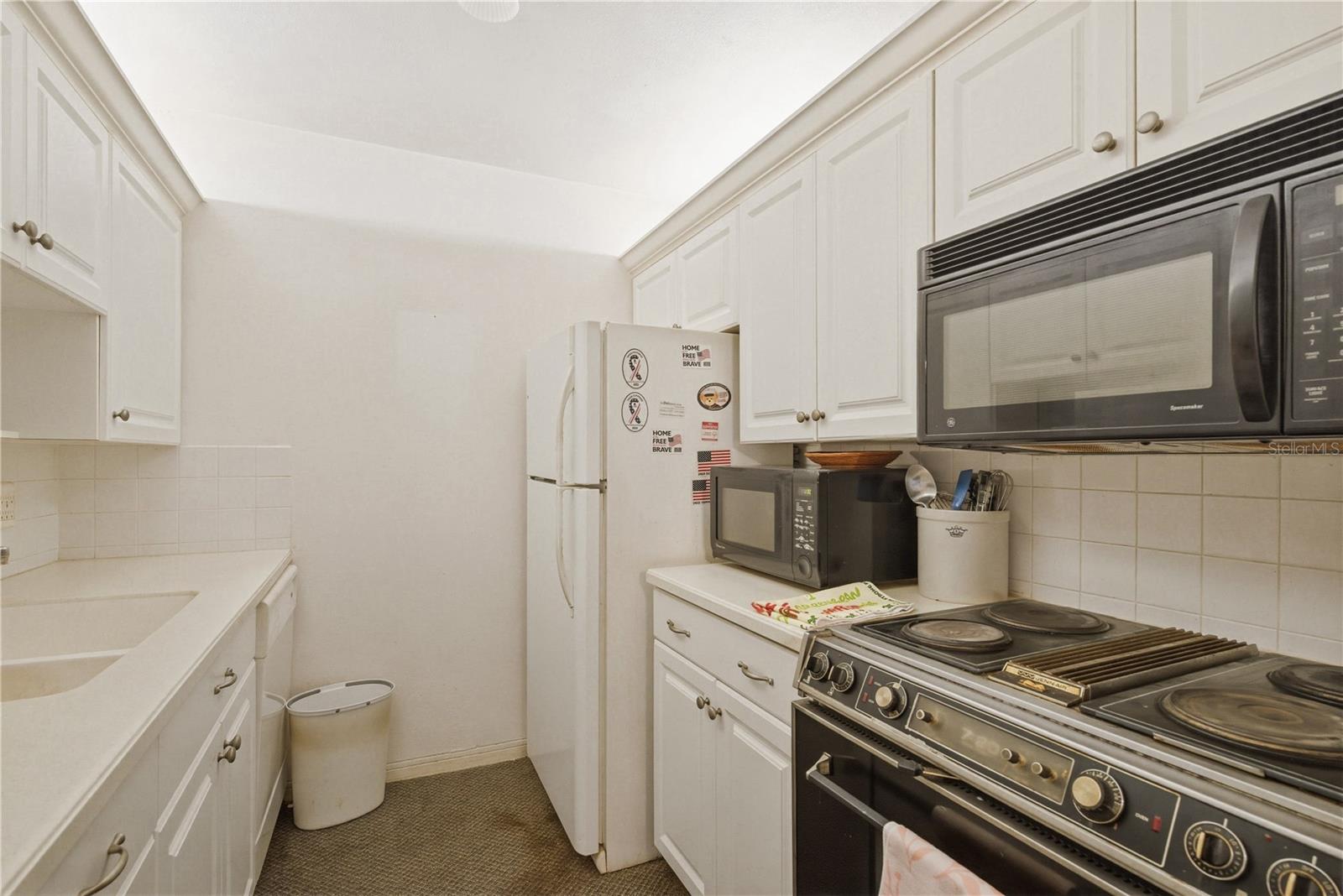 8126 112TH ST #306 — photo 7