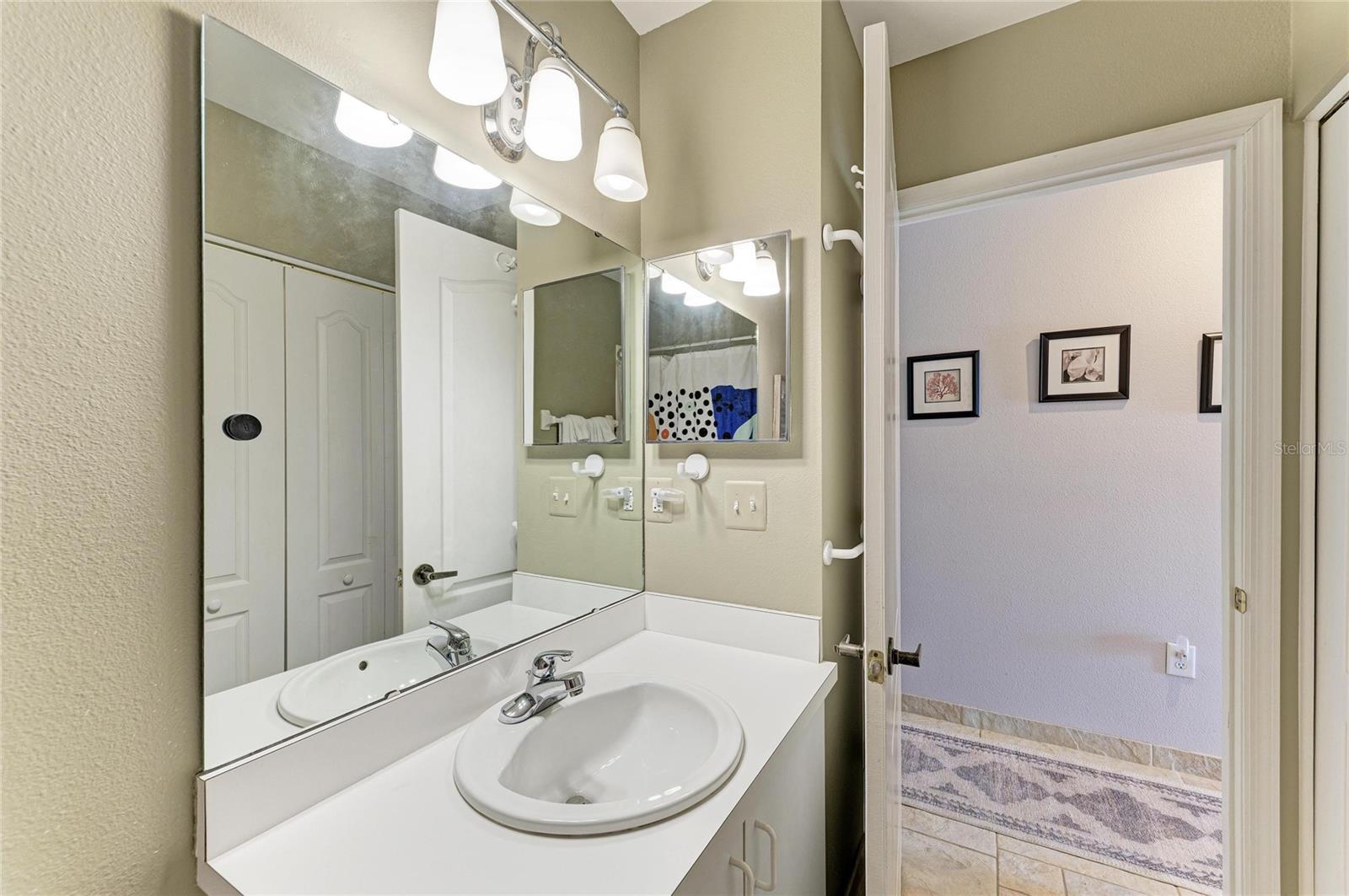 9620 CLUB SOUTH CIR #5108 — photo 10