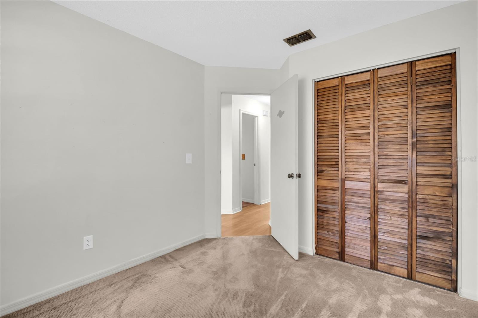 5341 SOUTHWICK DR — photo 28