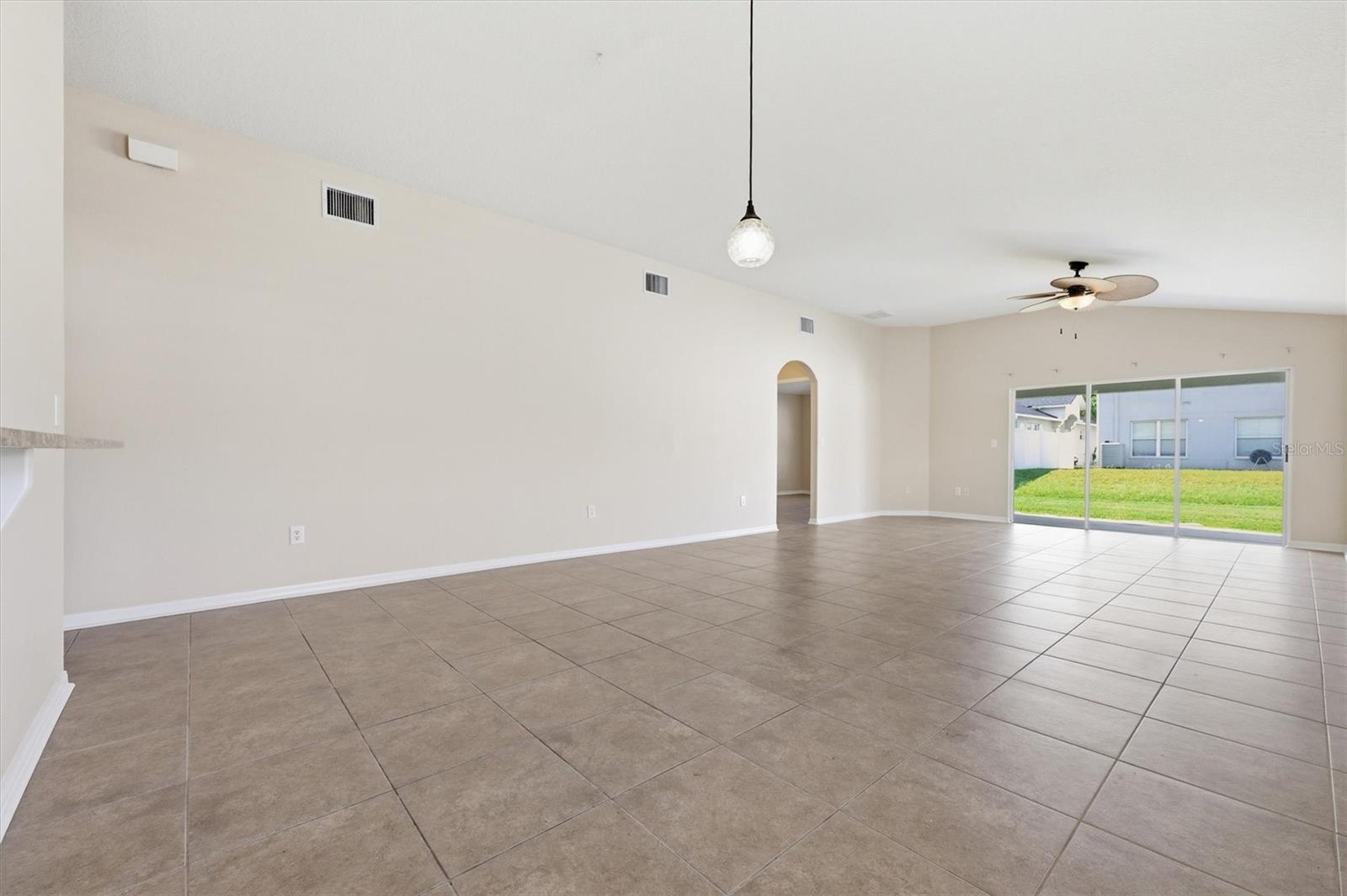25831 SYME CT — photo 16