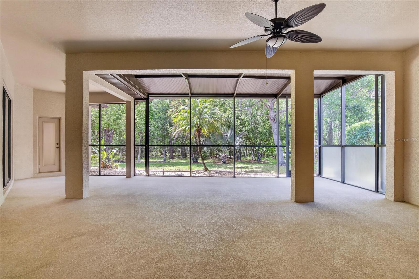 21234 TANGOR RD — photo 44