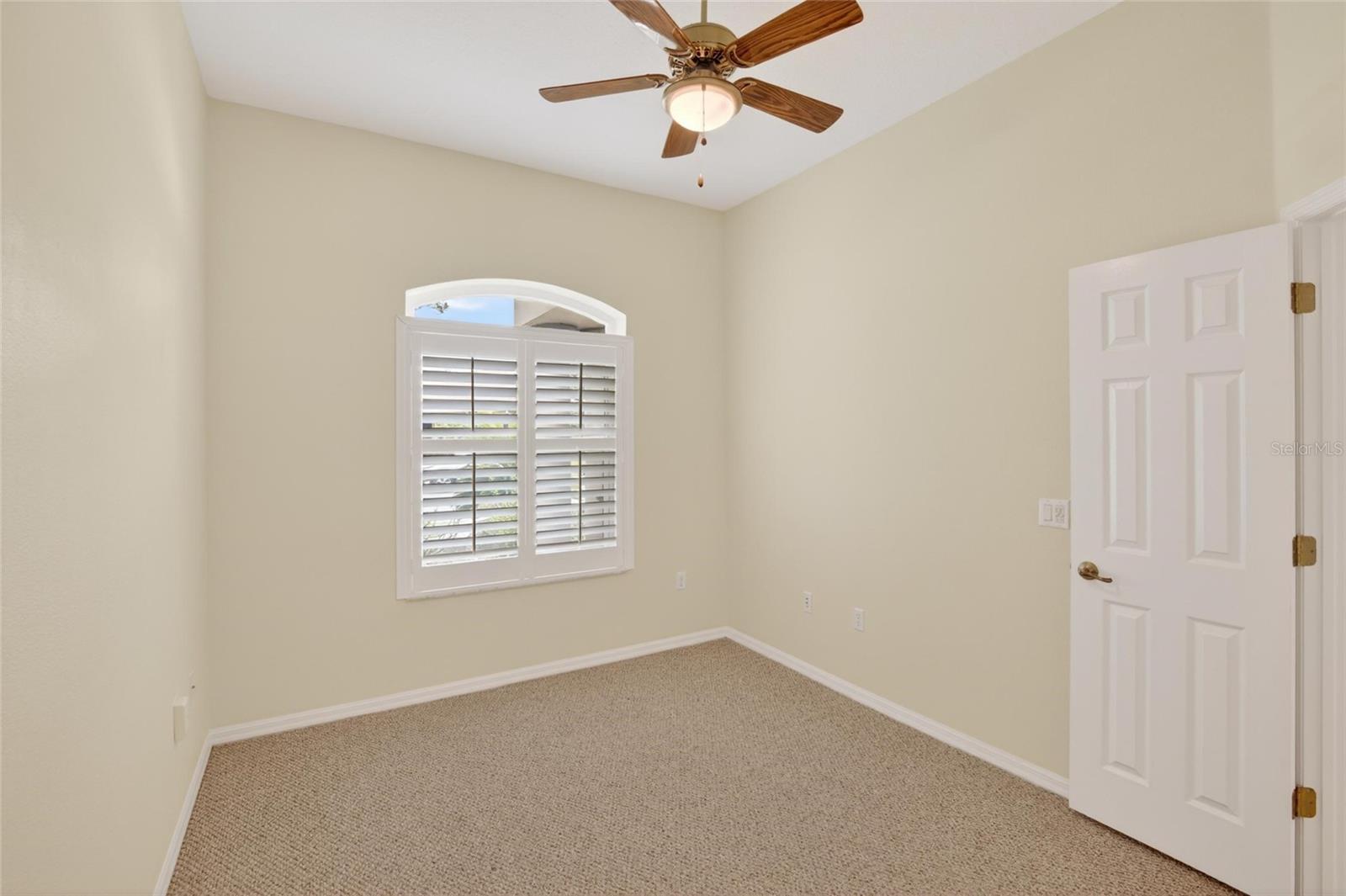 21234 TANGOR RD — photo 41