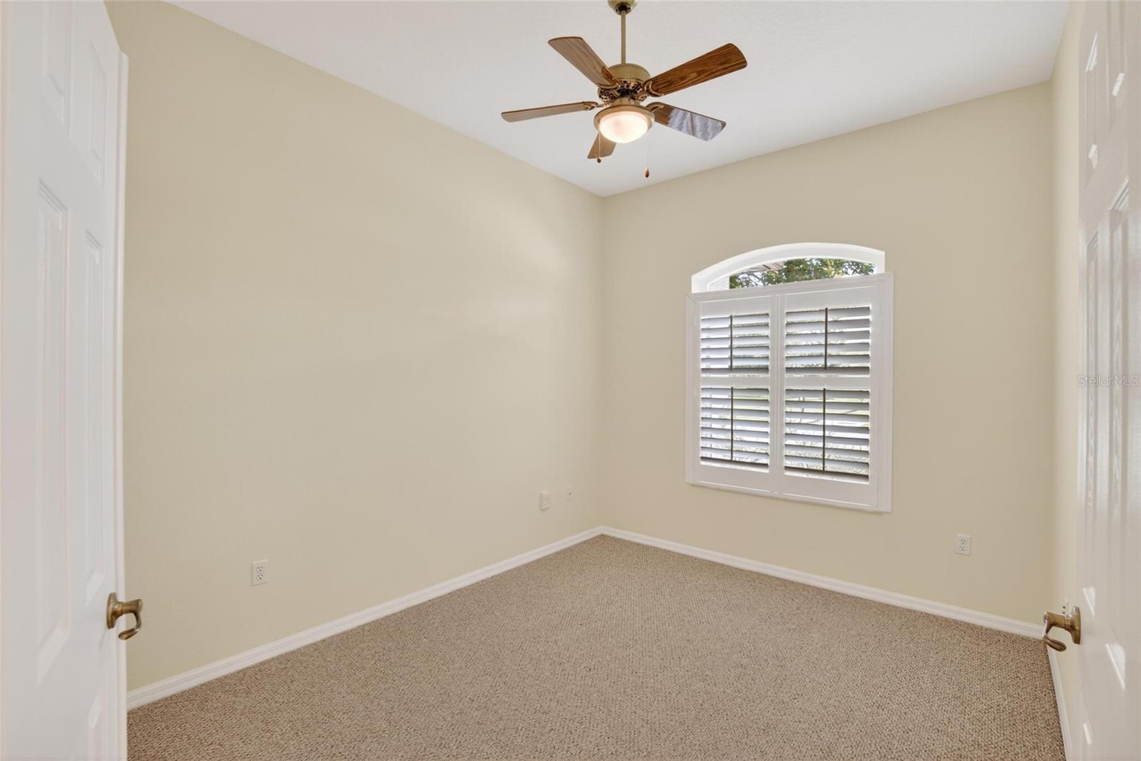 21234 TANGOR RD — photo 40