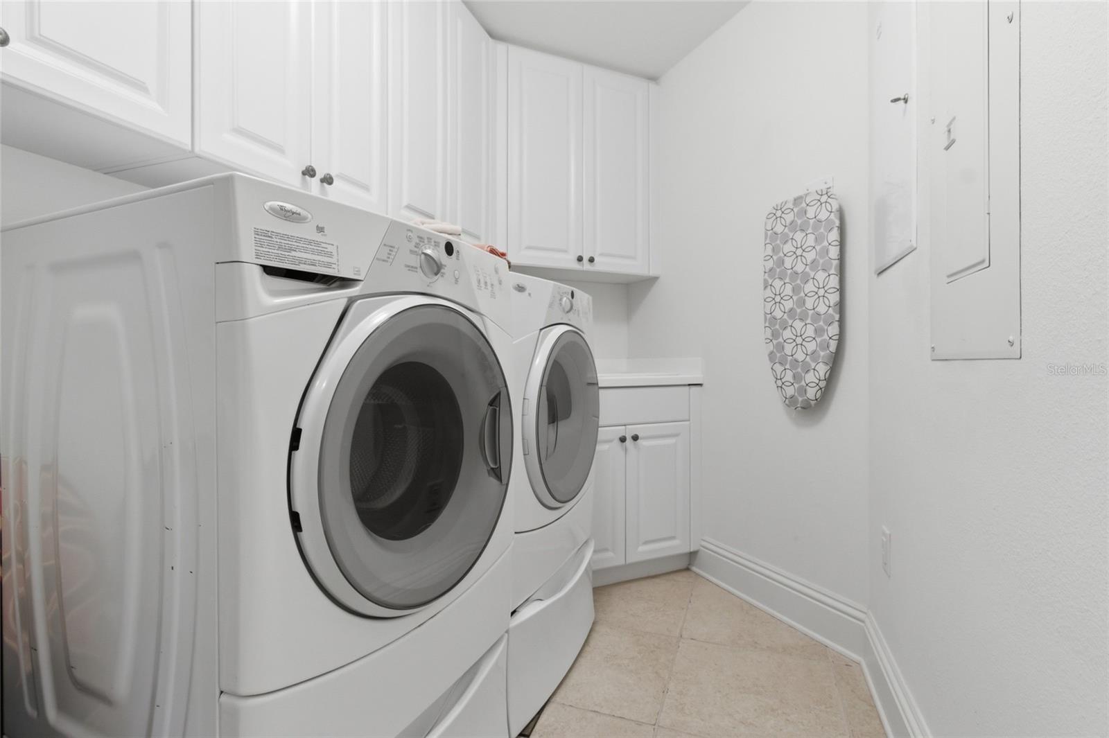 11 BAYMONT ST #608 — photo 46