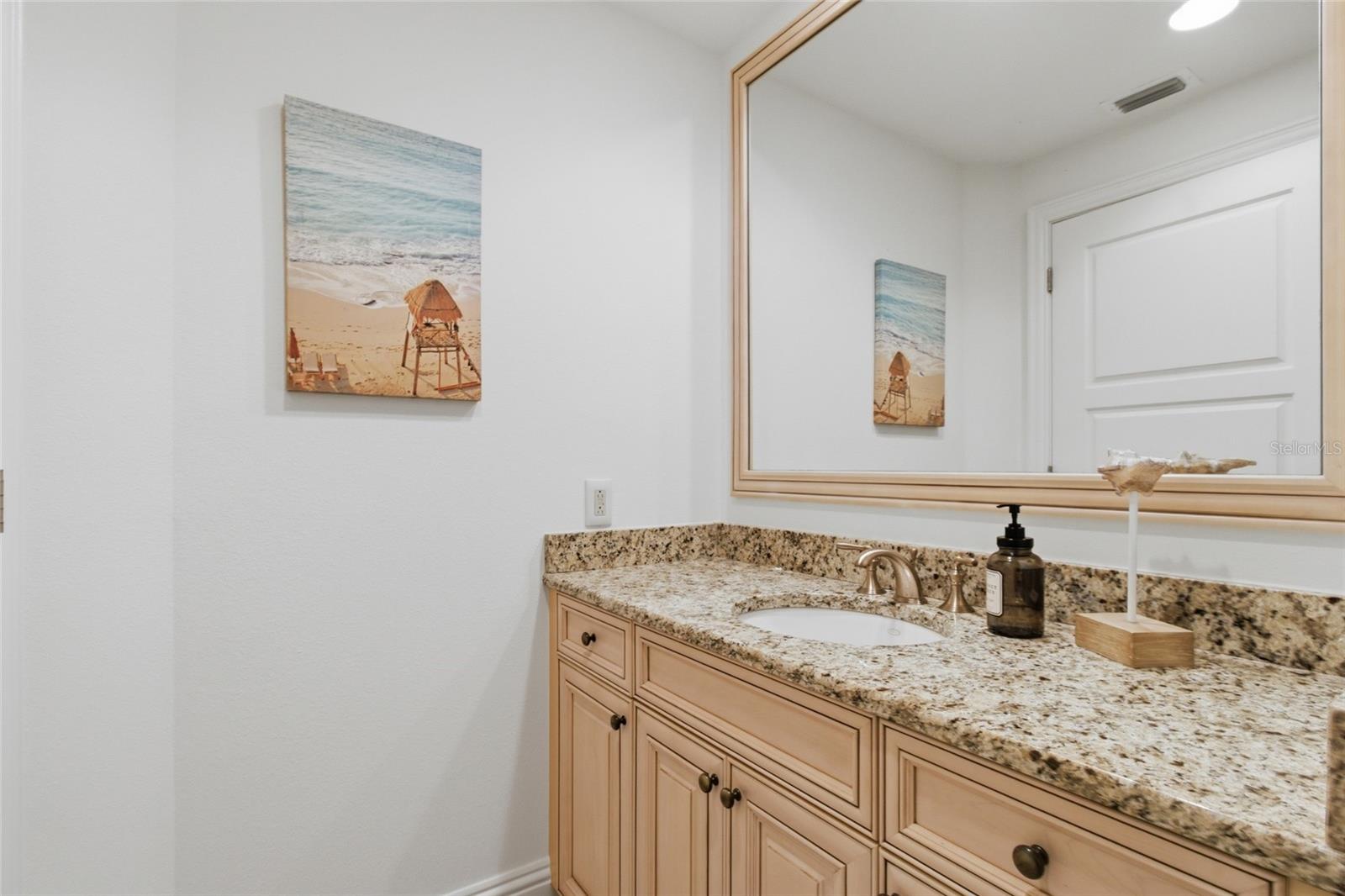 11 BAYMONT ST #608 — photo 40