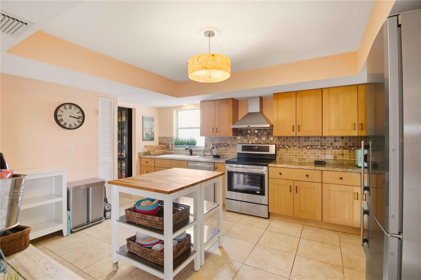 7354 W COUNTRY CLUB DR N — photo 15