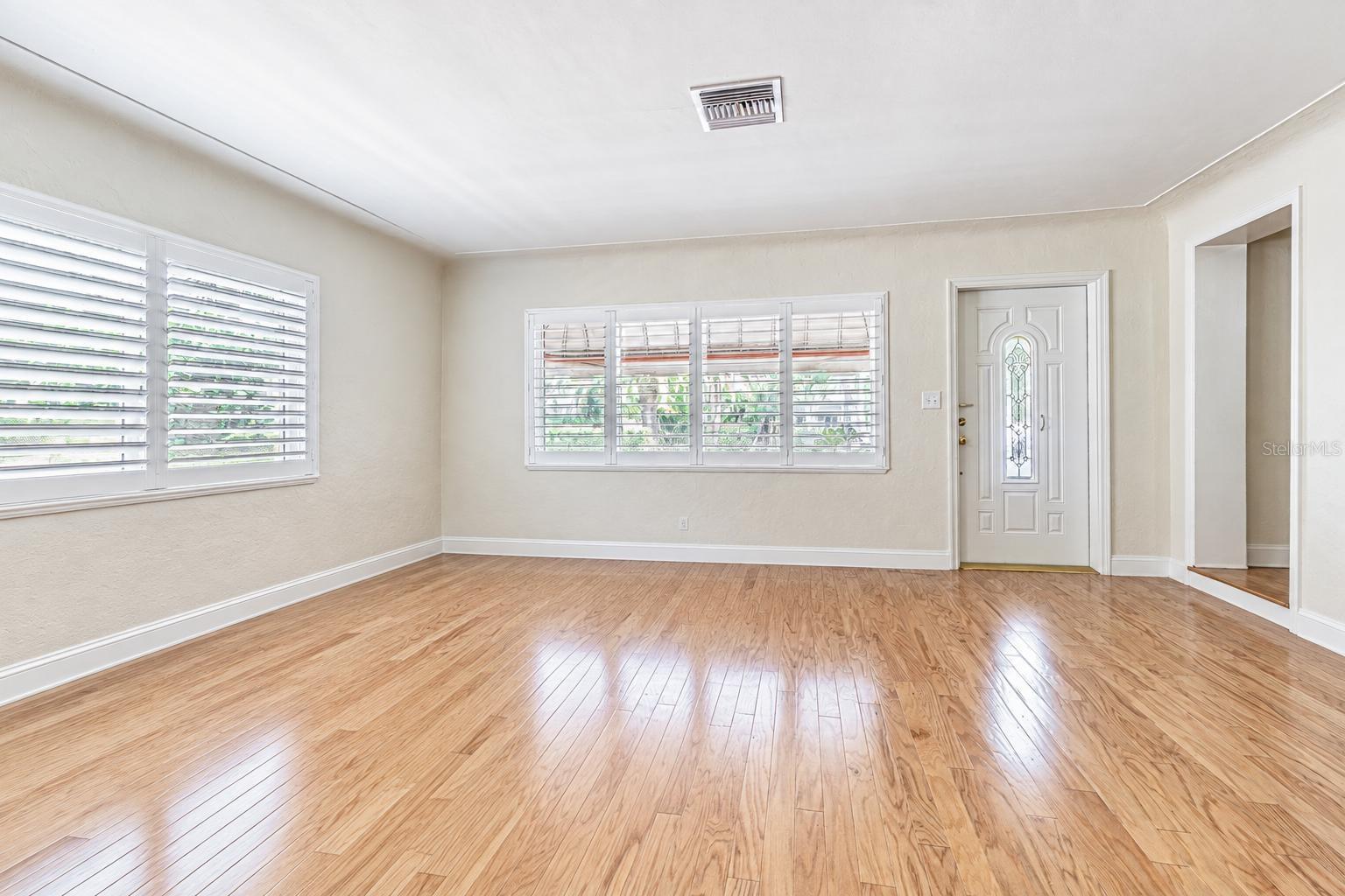 243 SNELL ISLE BLVD NE — photo 6