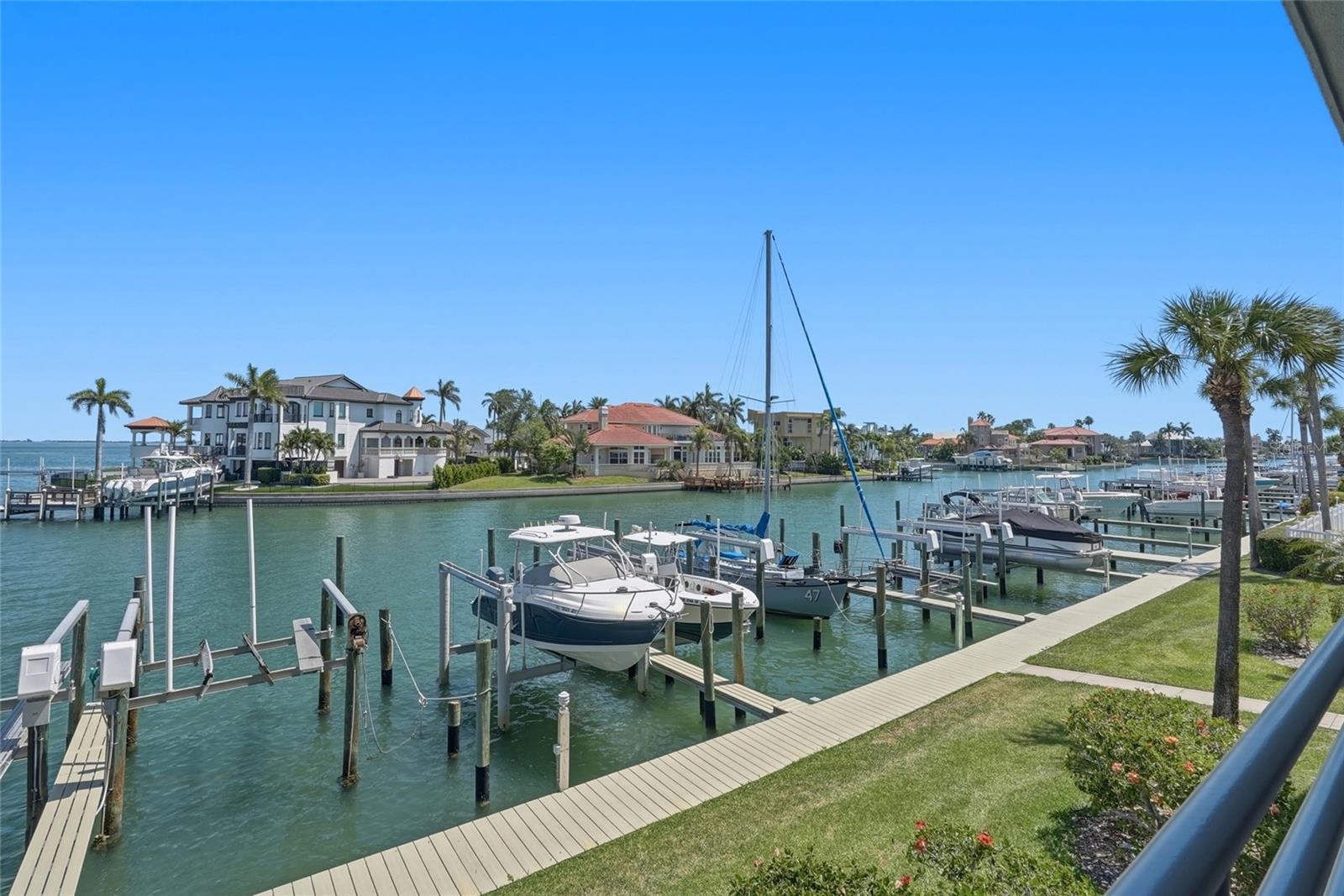 363 PINELLAS BAYWAY S #29 — photo 34