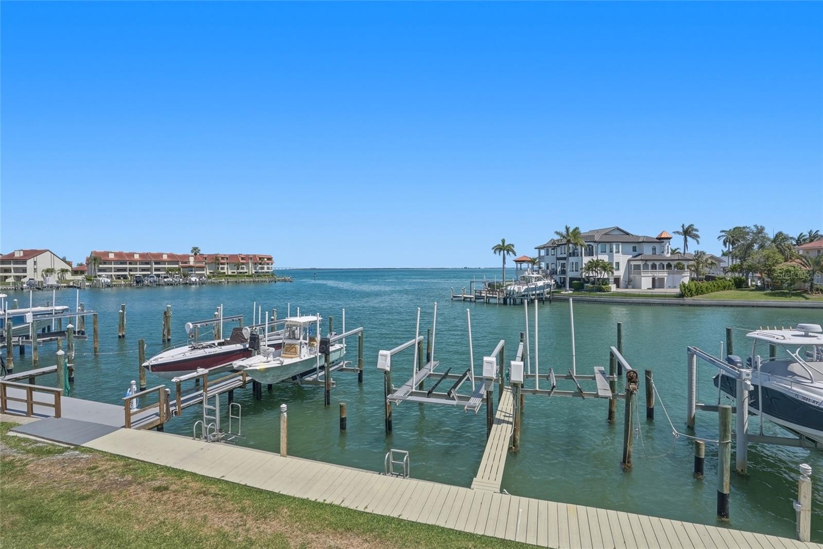 363 PINELLAS BAYWAY S #29 — photo 35