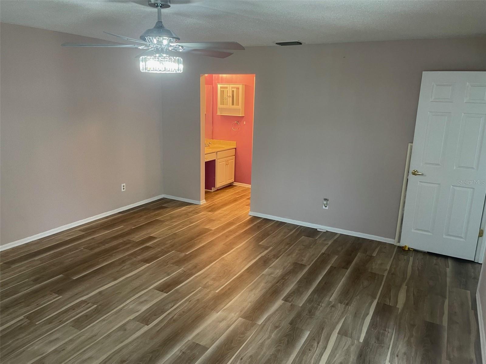 7287 ELEANOR CIR #15 — photo 24