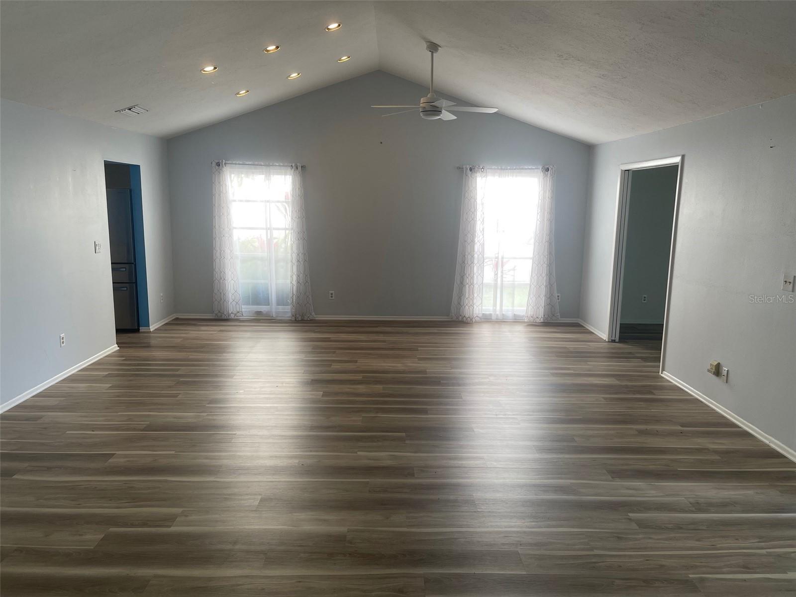 7287 ELEANOR CIR #15 — photo 20