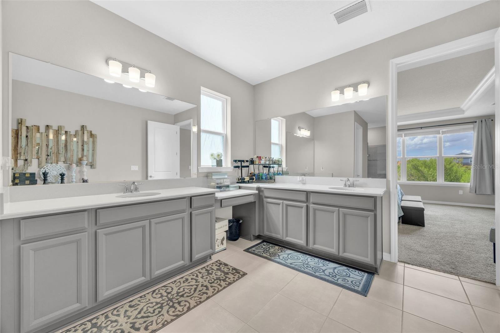 7201 TALAMORE DR — photo 18