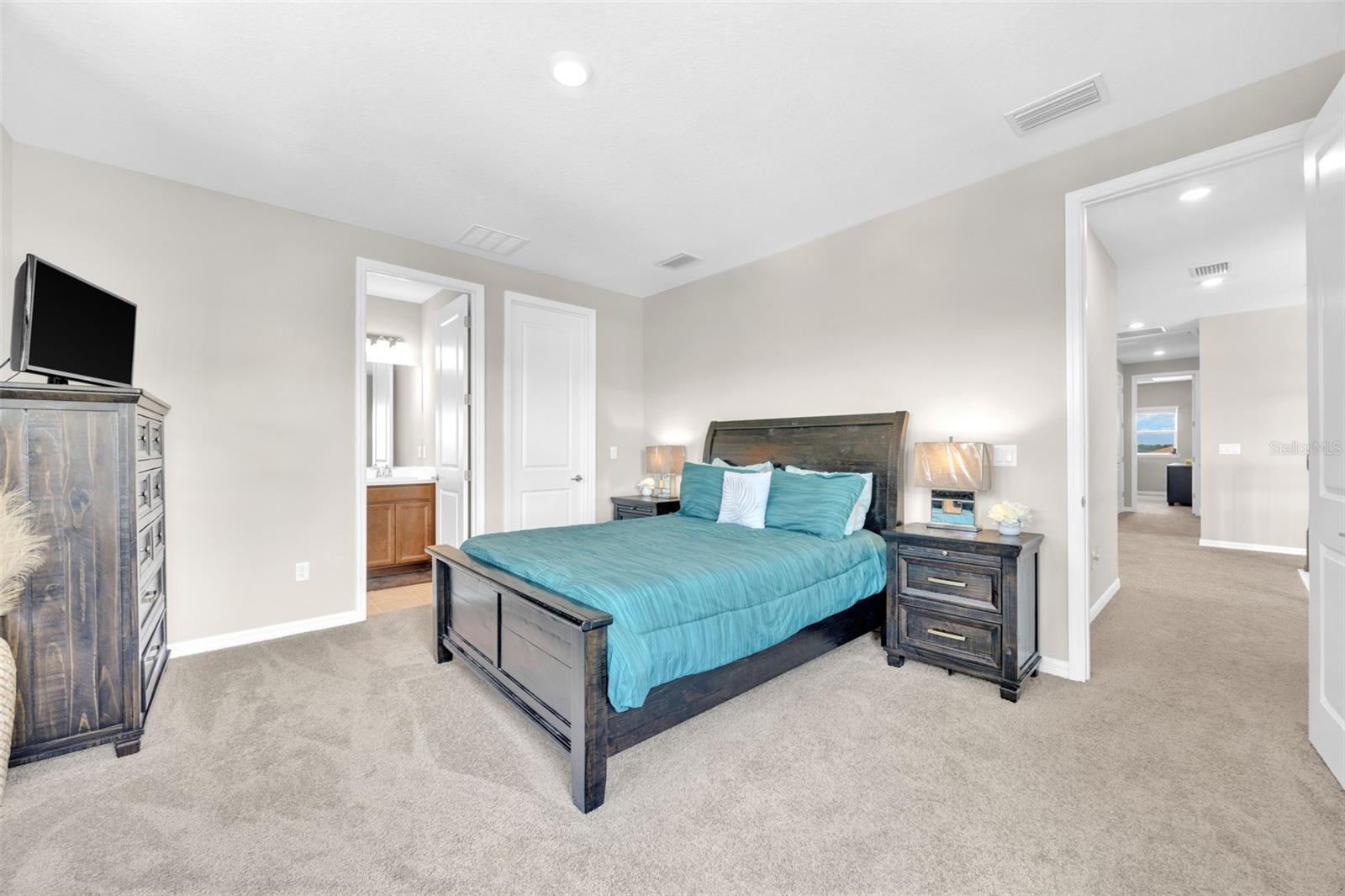 7201 TALAMORE DR — photo 33