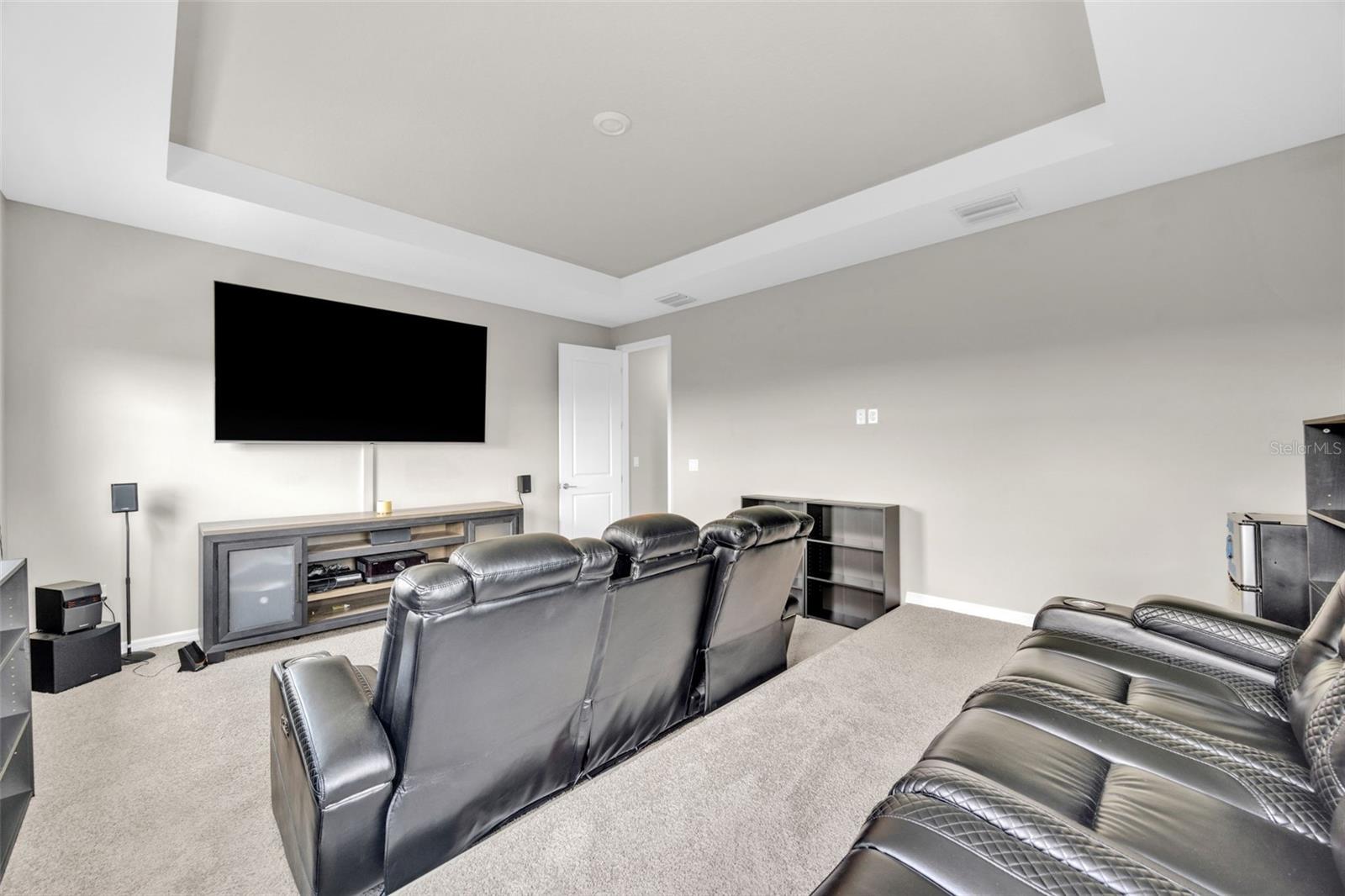 7201 TALAMORE DR — photo 44