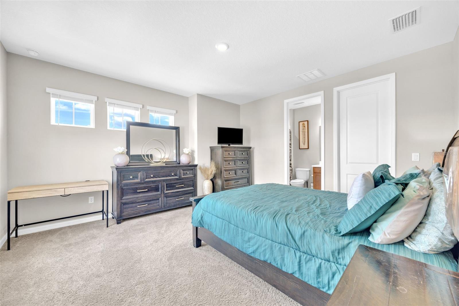 7201 TALAMORE DR — photo 32