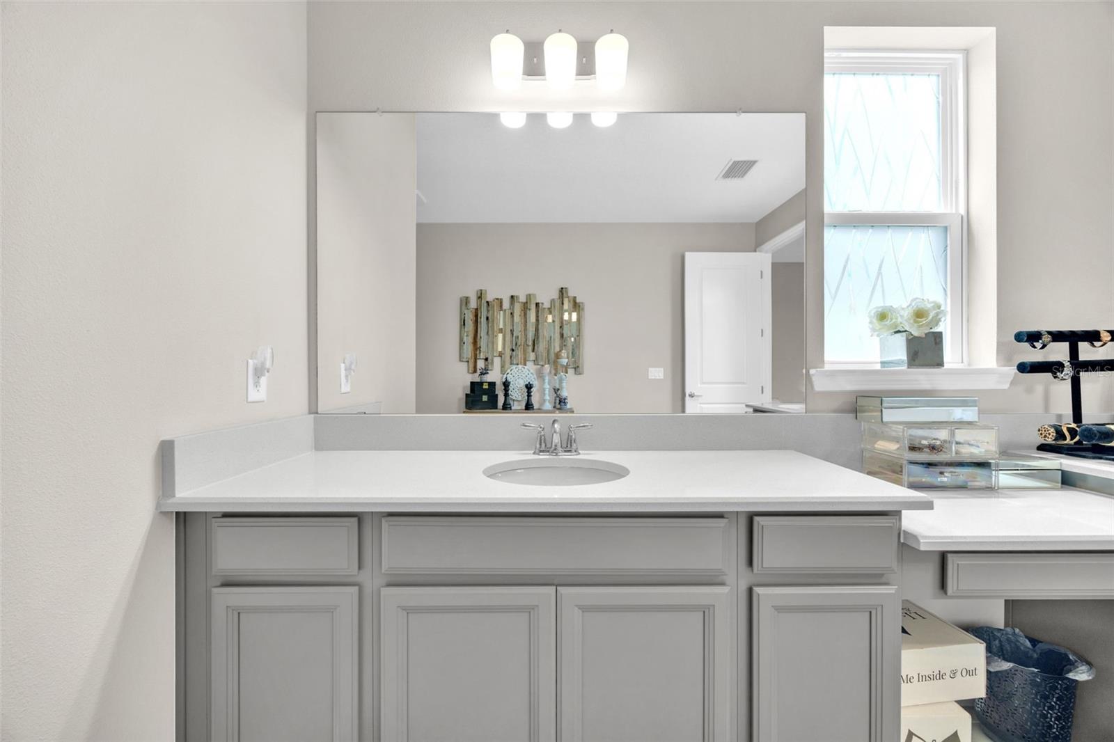 7201 TALAMORE DR — photo 19