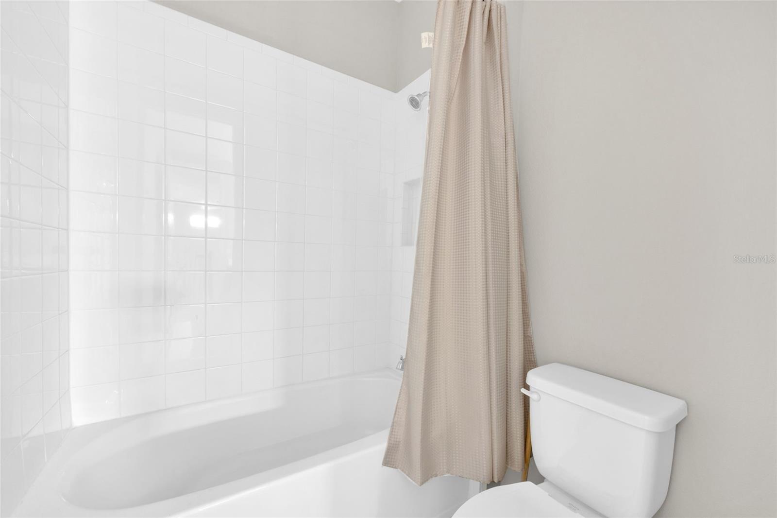 7201 TALAMORE DR — photo 38