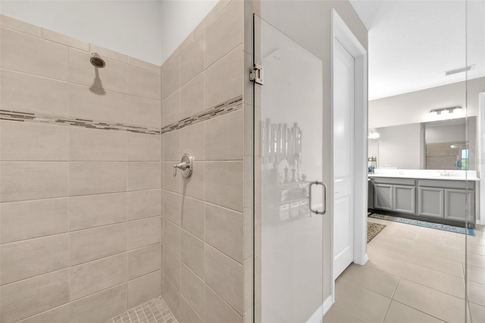 7201 TALAMORE DR — photo 20