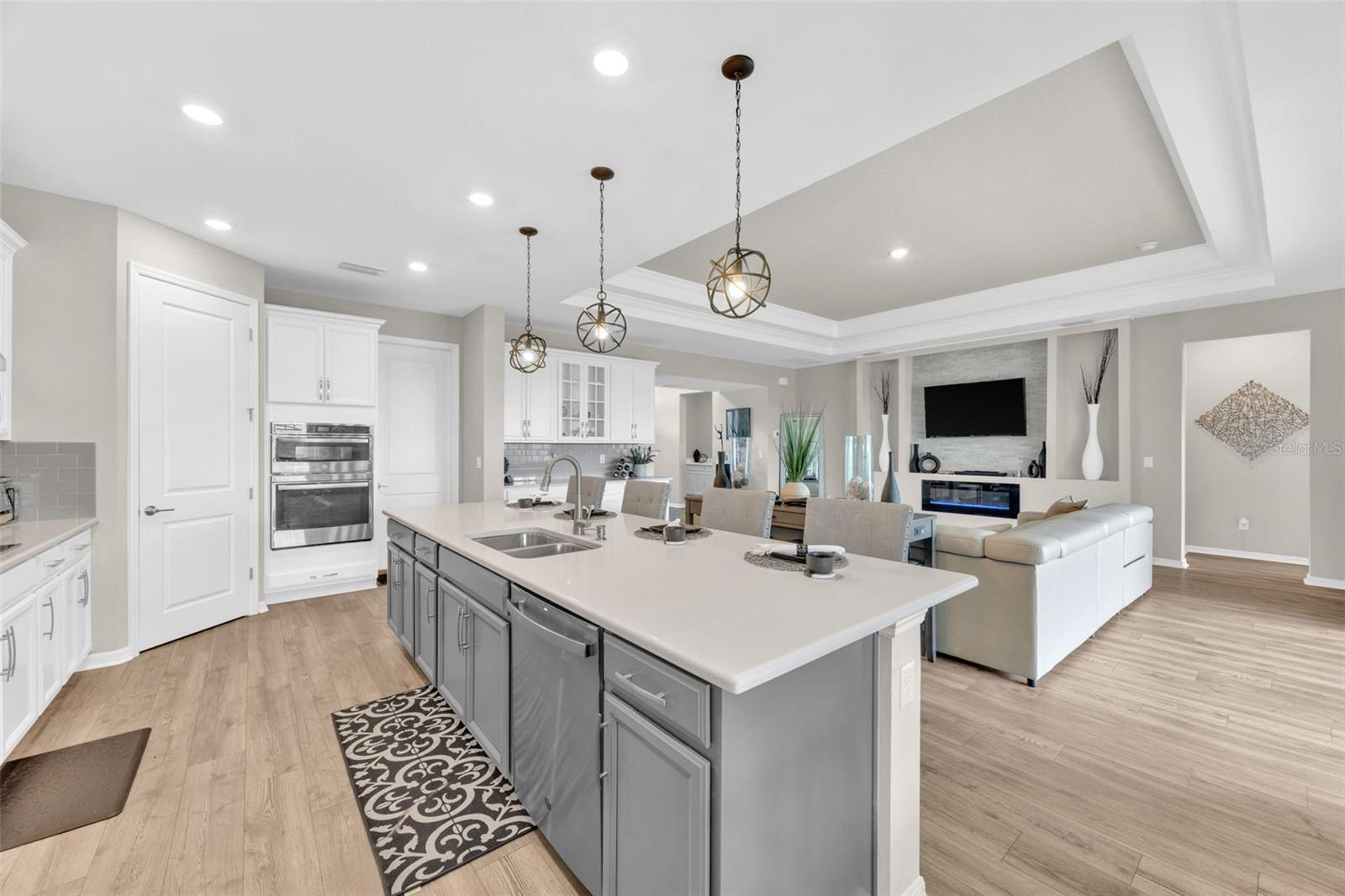 7201 TALAMORE DR — photo 11