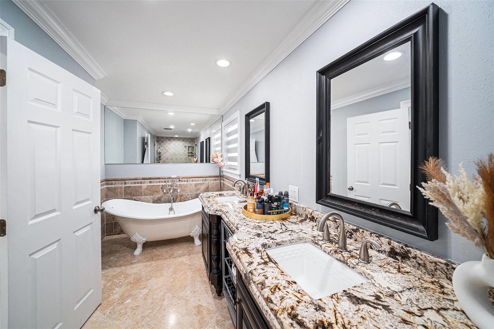 8502 MAY ST — photo 25