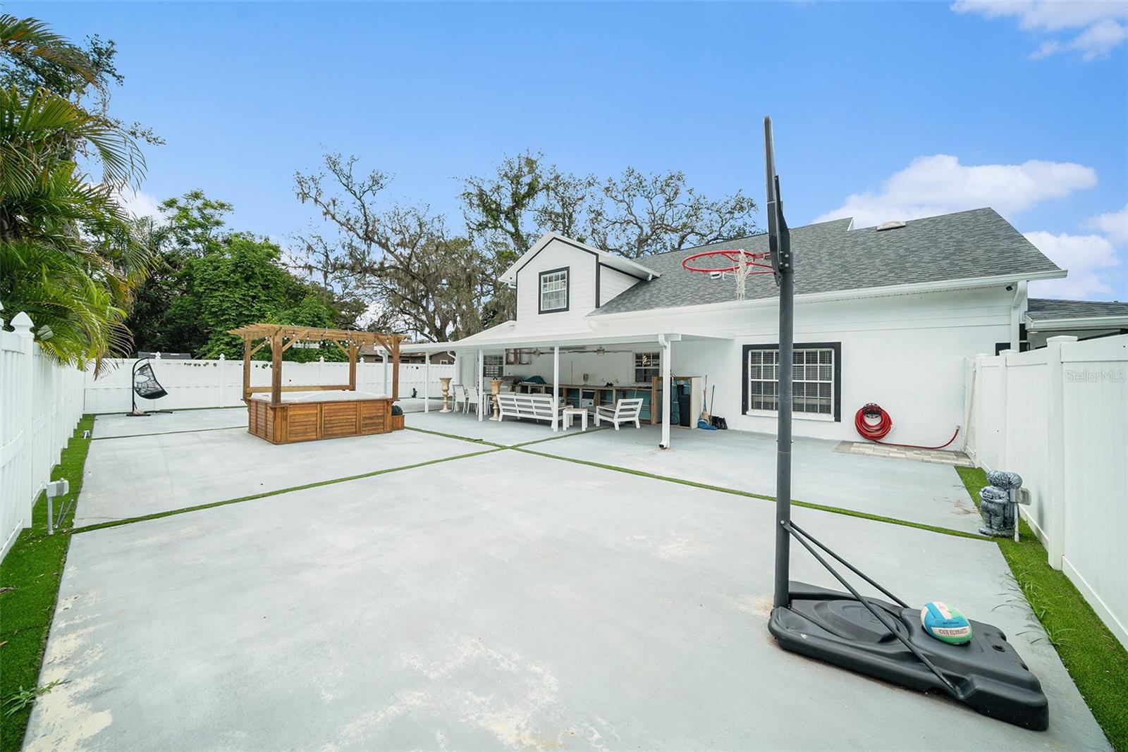 8502 MAY ST — photo 33