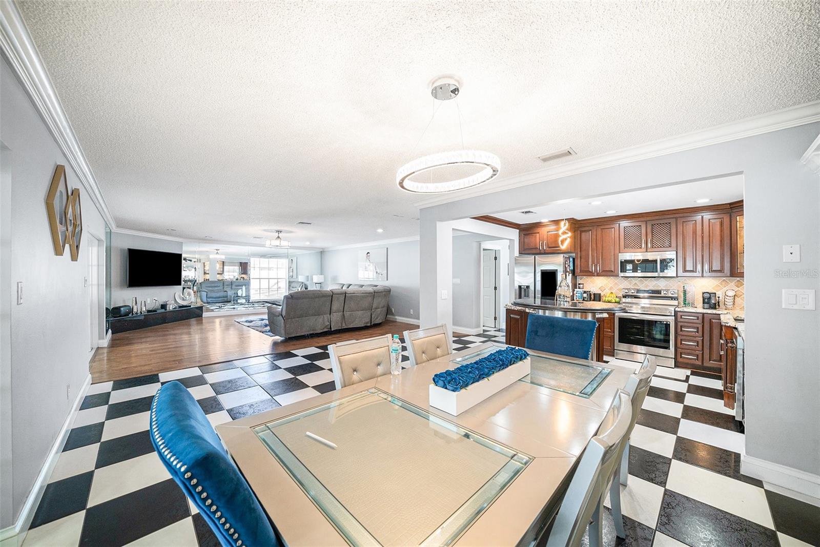 8502 MAY ST — photo 18