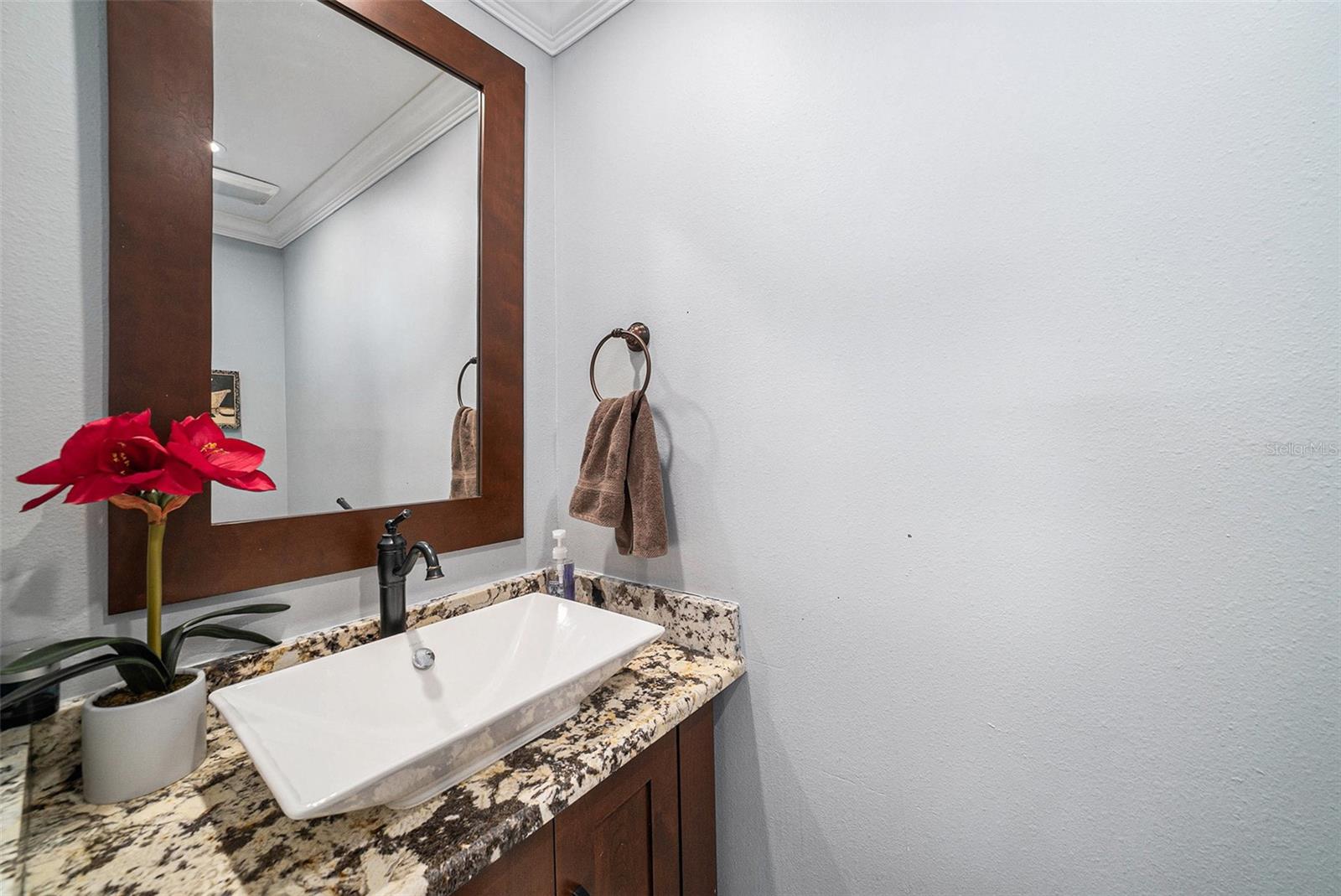 8502 MAY ST — photo 21