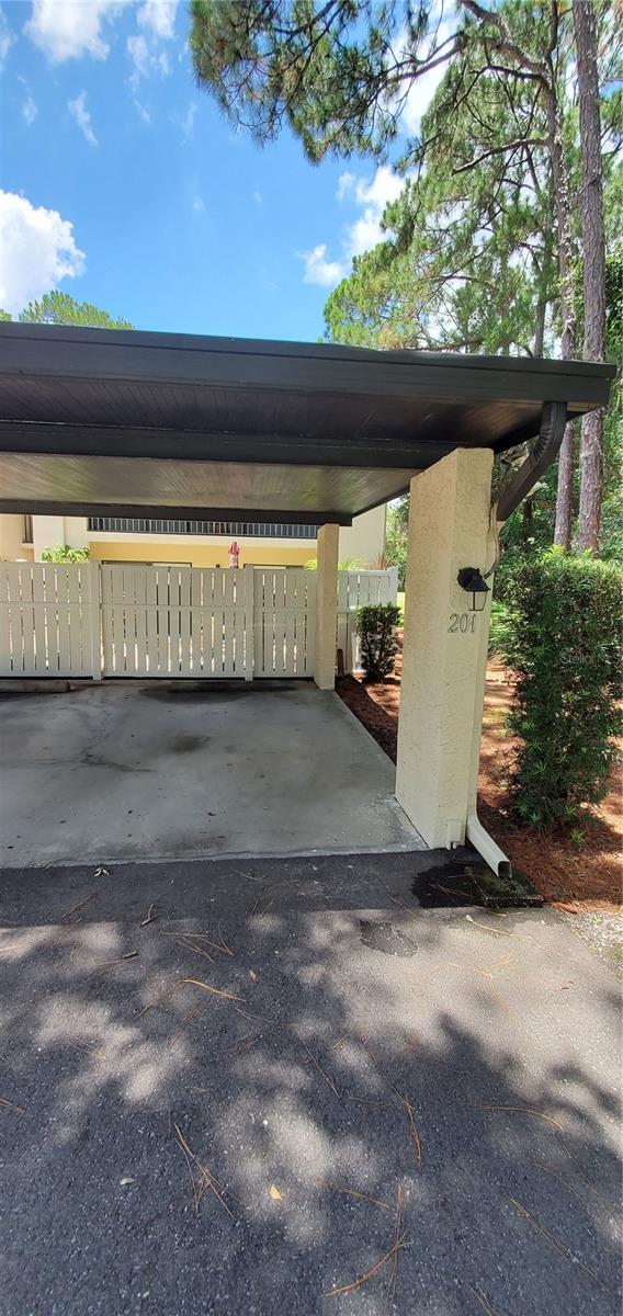 6110 COUNTRY CLUB WAY #201 — photo 21