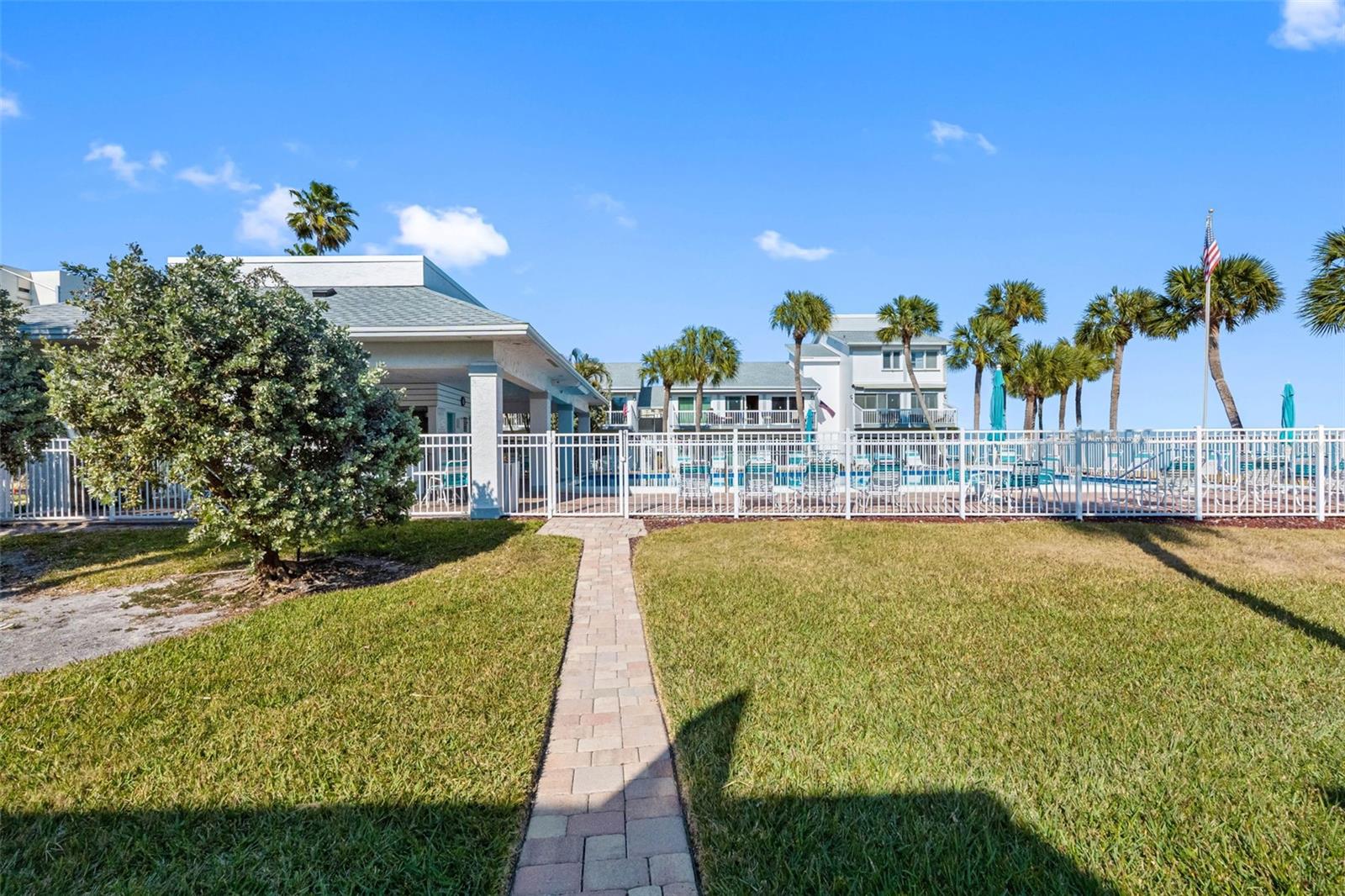 1451 GULF BLVD #101 — photo 15