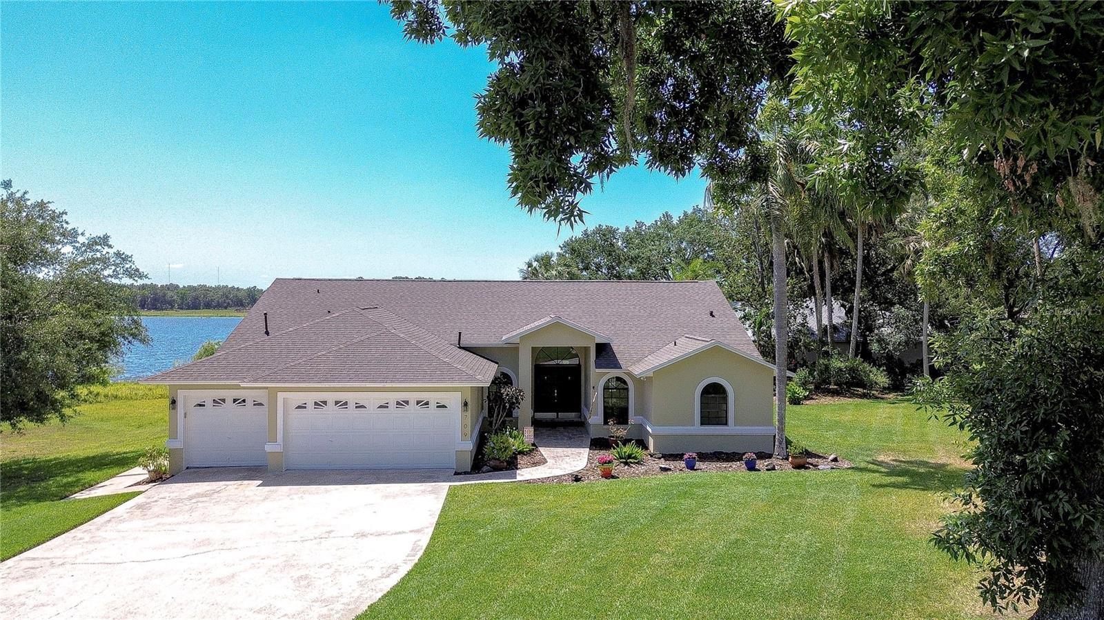 709 SPORTSMAN PARK DR — photo 38