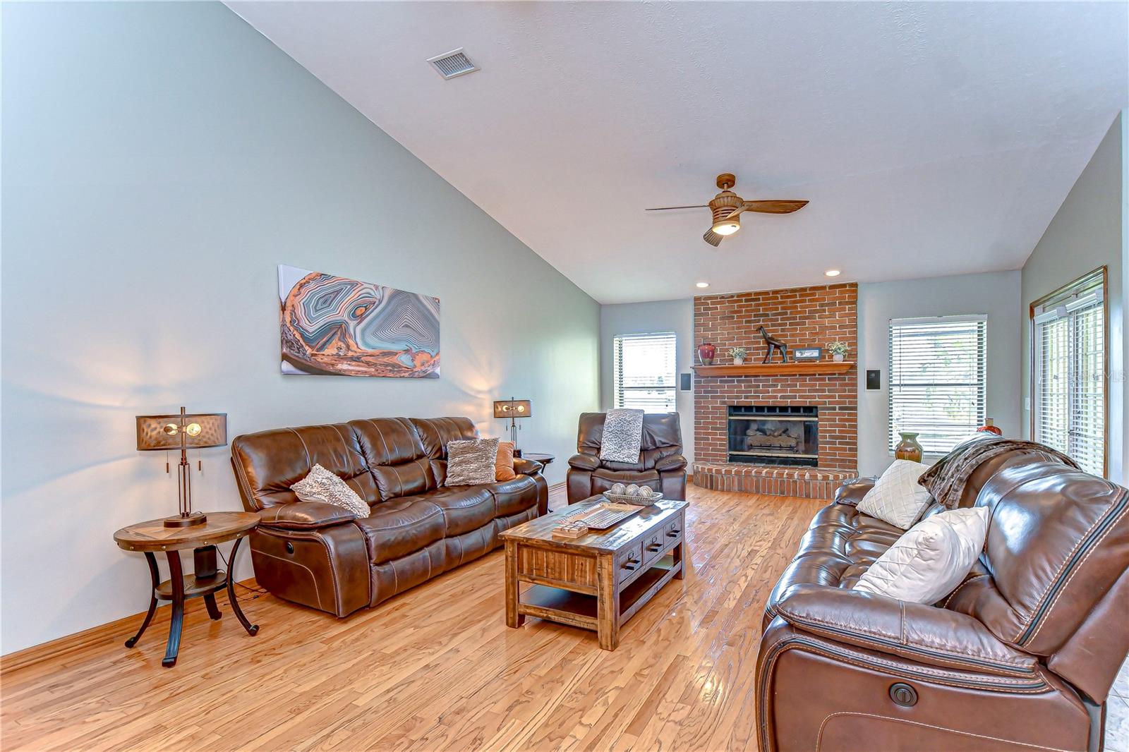 709 SPORTSMAN PARK DR — photo 13