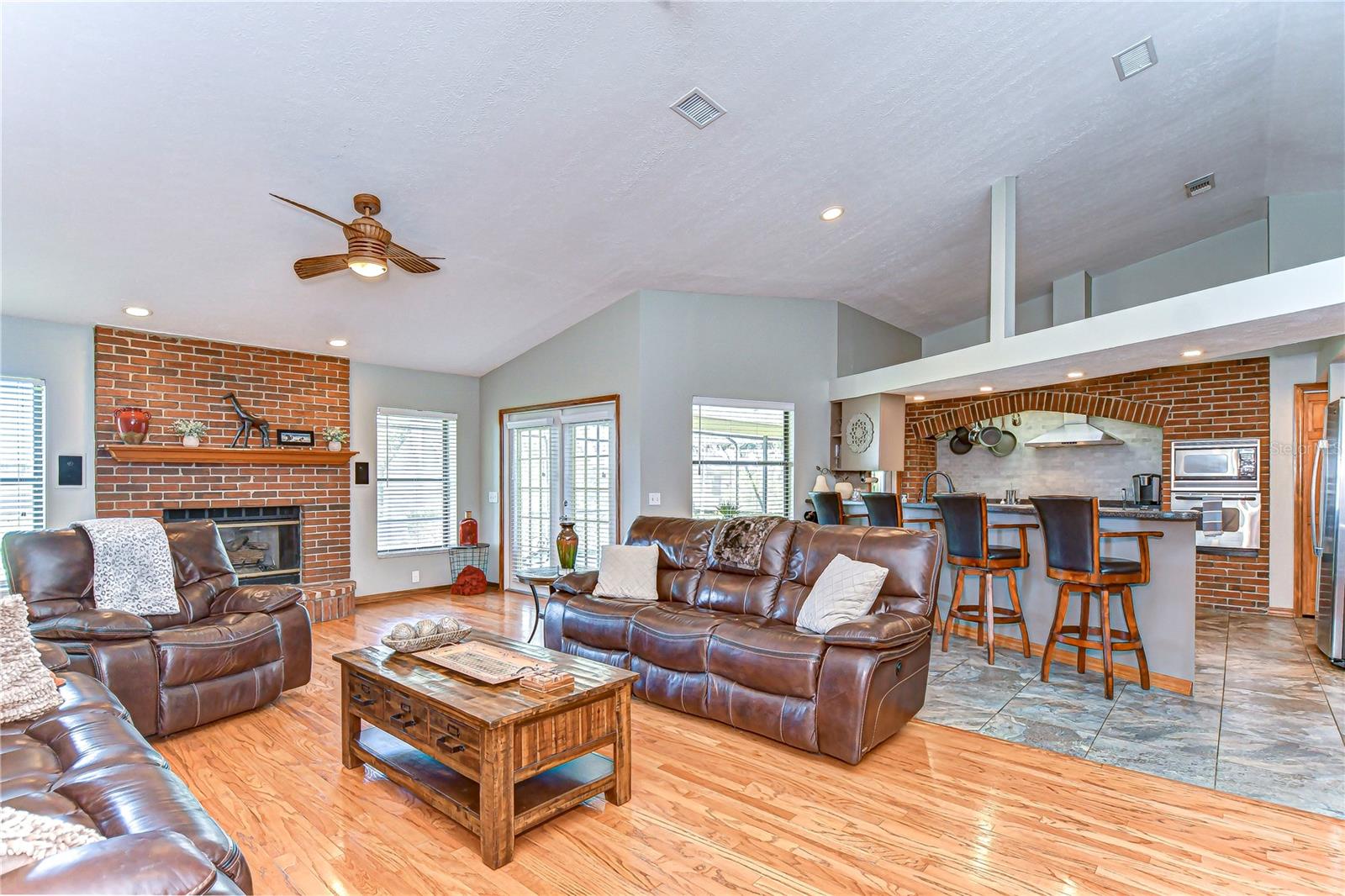 709 SPORTSMAN PARK DR — photo 14