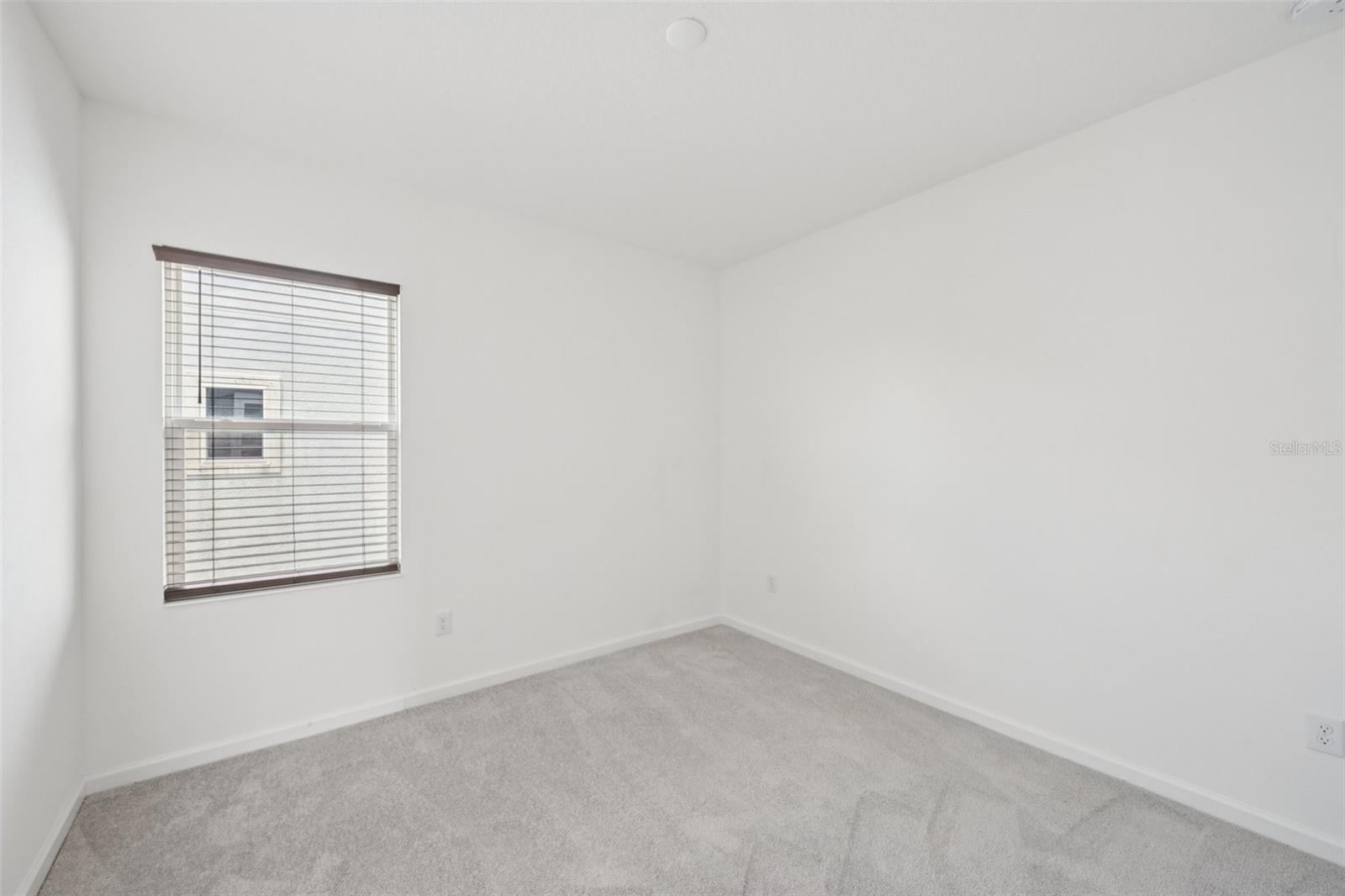 806 WINTERSIDE DR — photo 26
