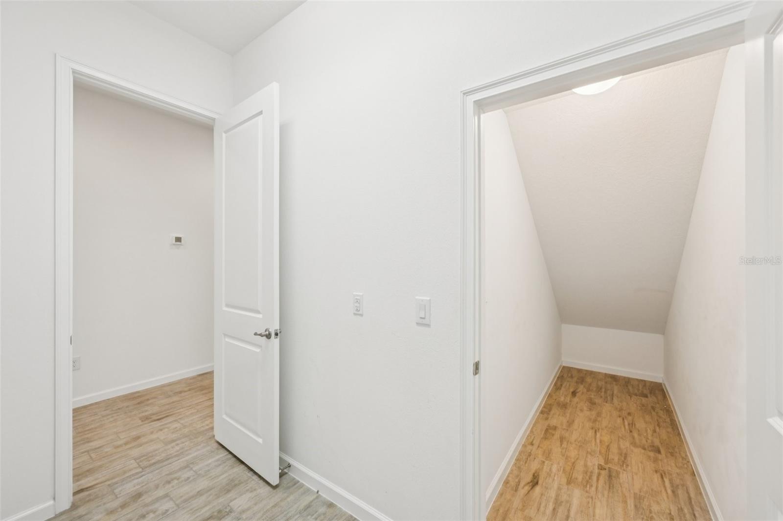 806 WINTERSIDE DR — photo 14