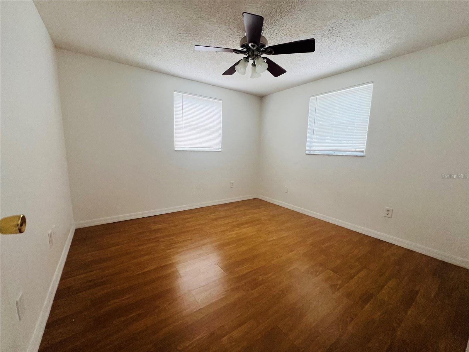 6428 KENTFIELD AVE — photo 9