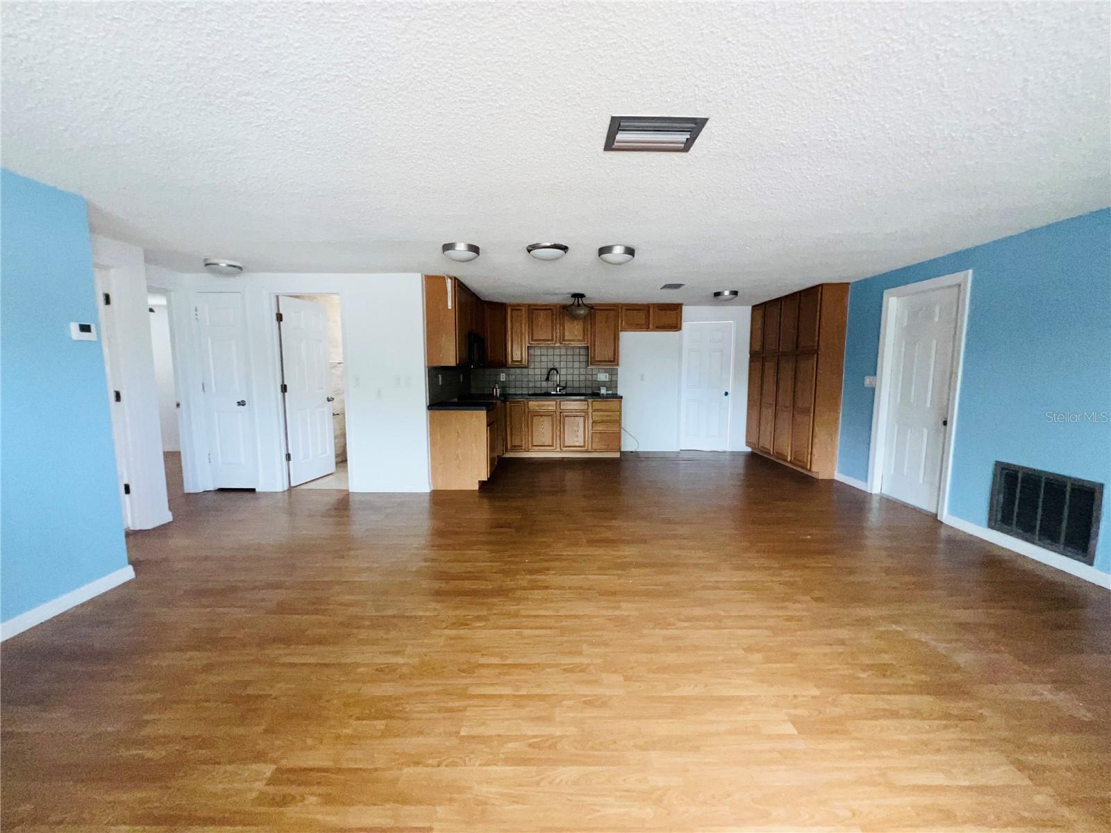 6428 KENTFIELD AVE — photo 18