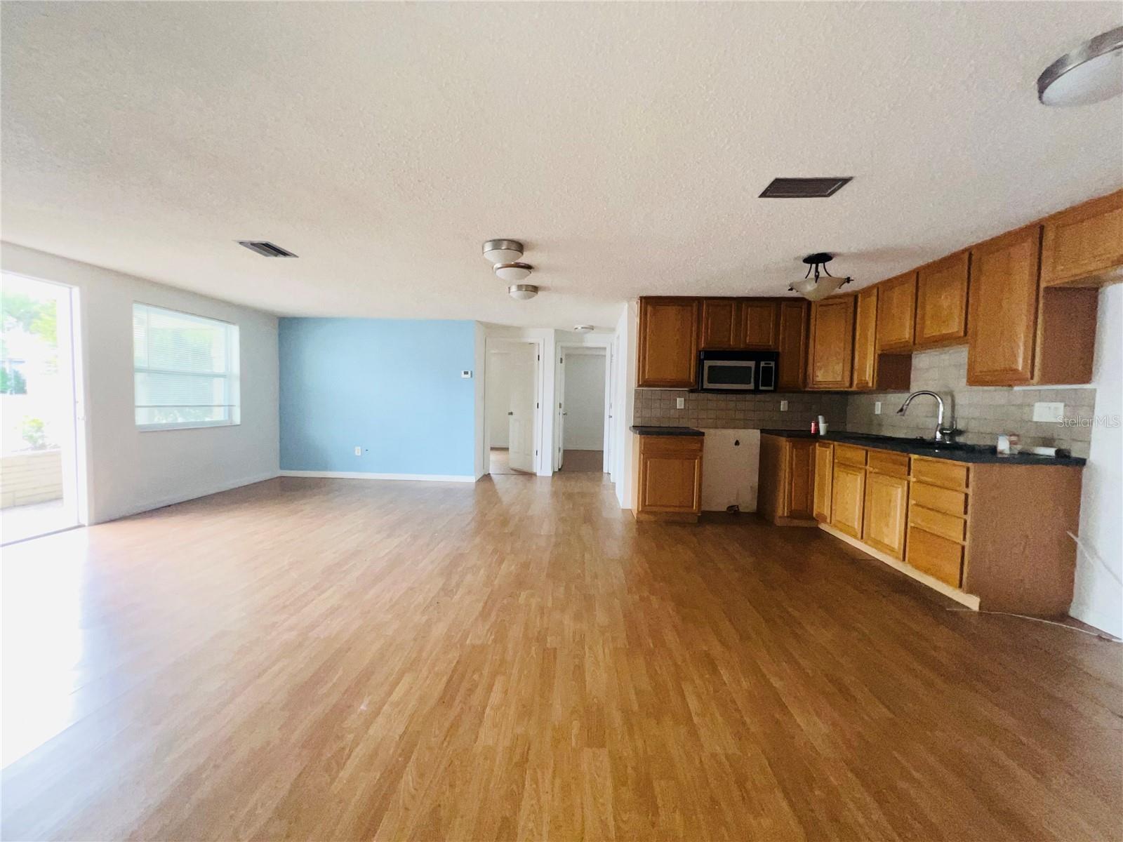 6428 KENTFIELD AVE — photo 15