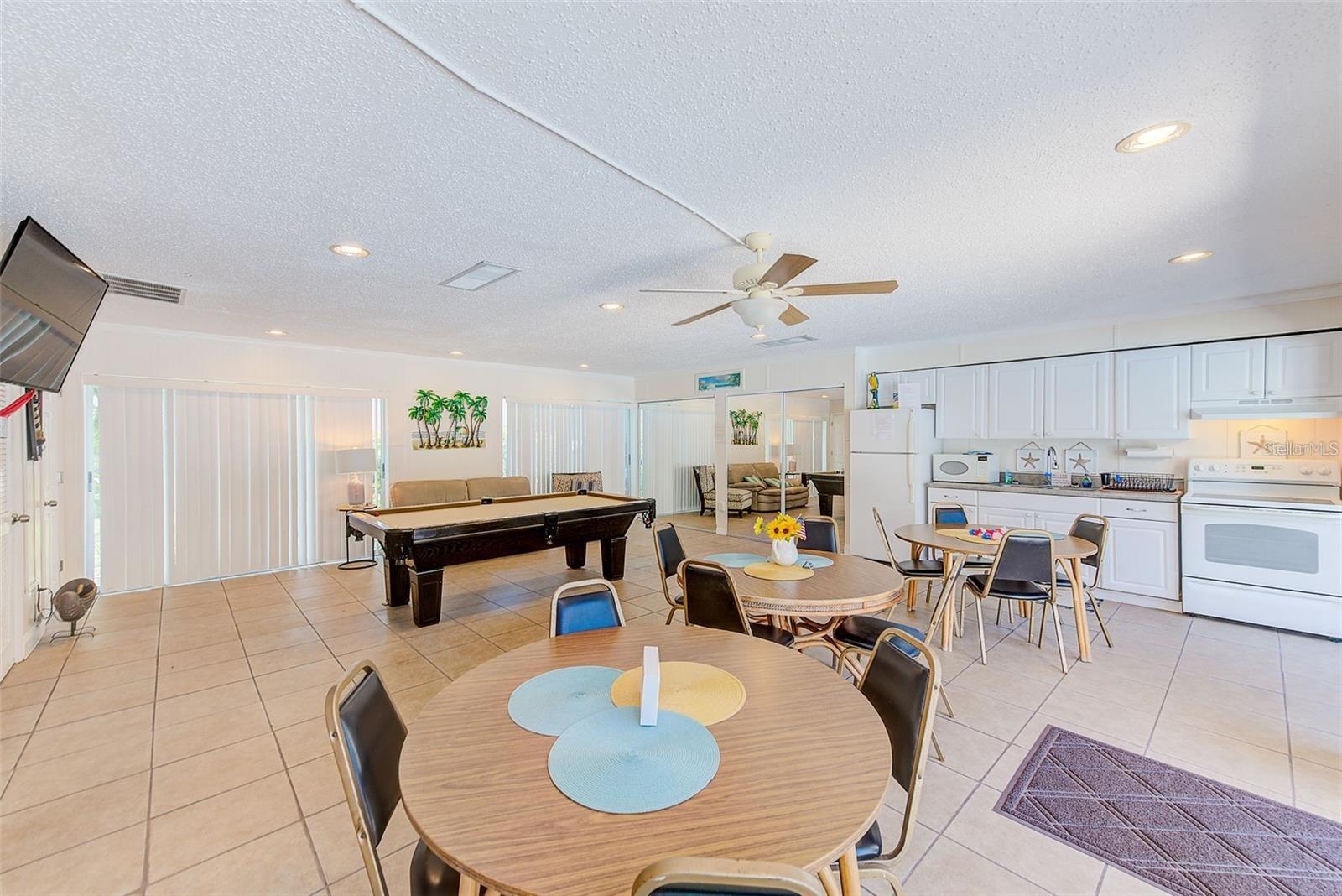 215 VALENCIA BLVD #213 — photo 11