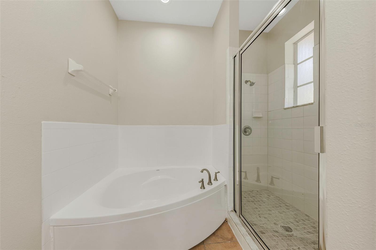 612 105TH TER N — photo 18