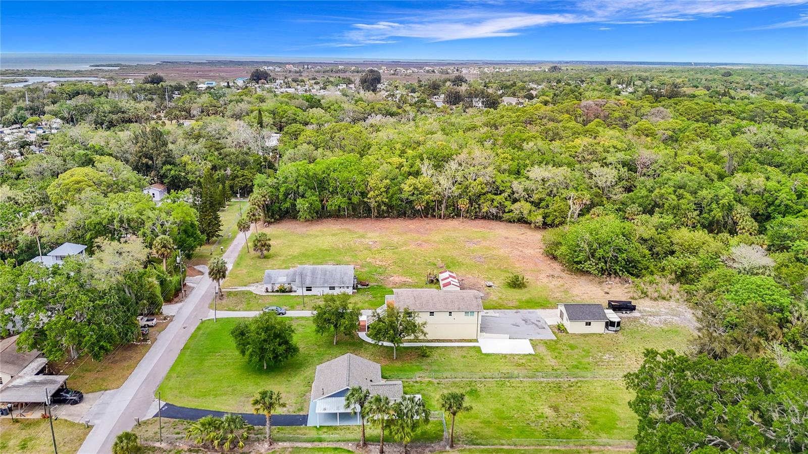 14306 GUAVA STREET — photo 33