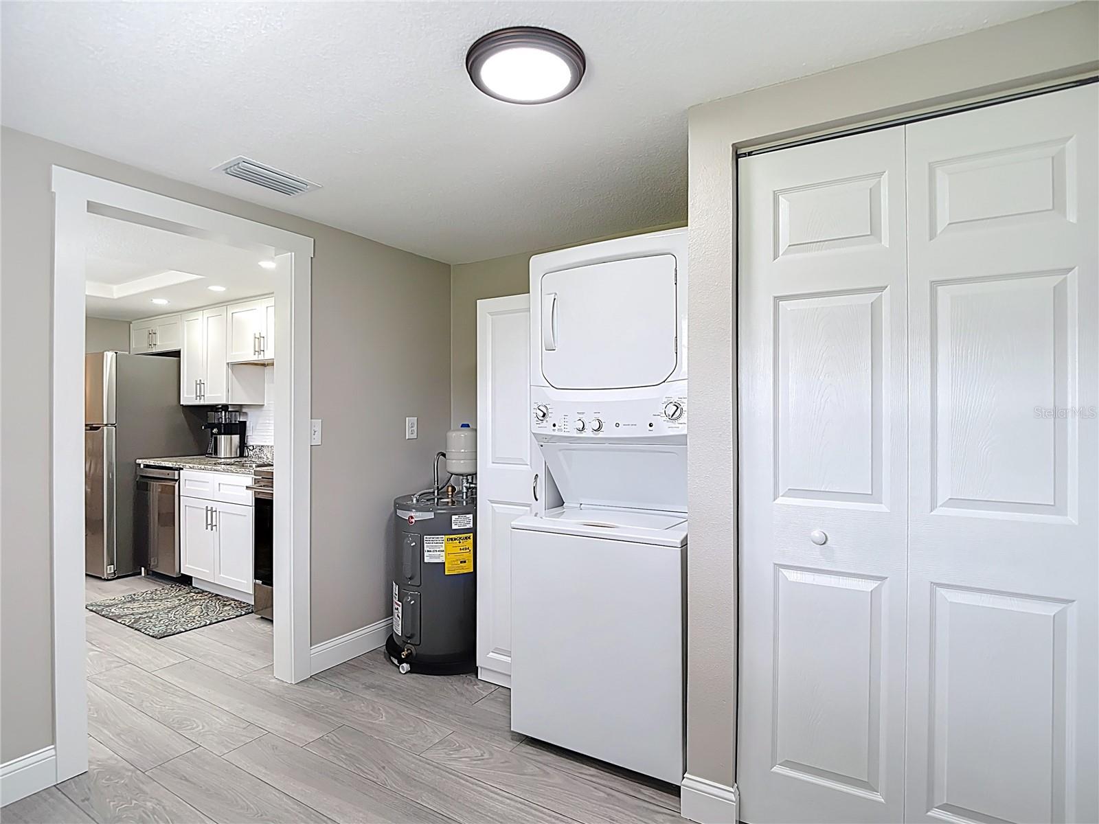 14306 GUAVA STREET — photo 18