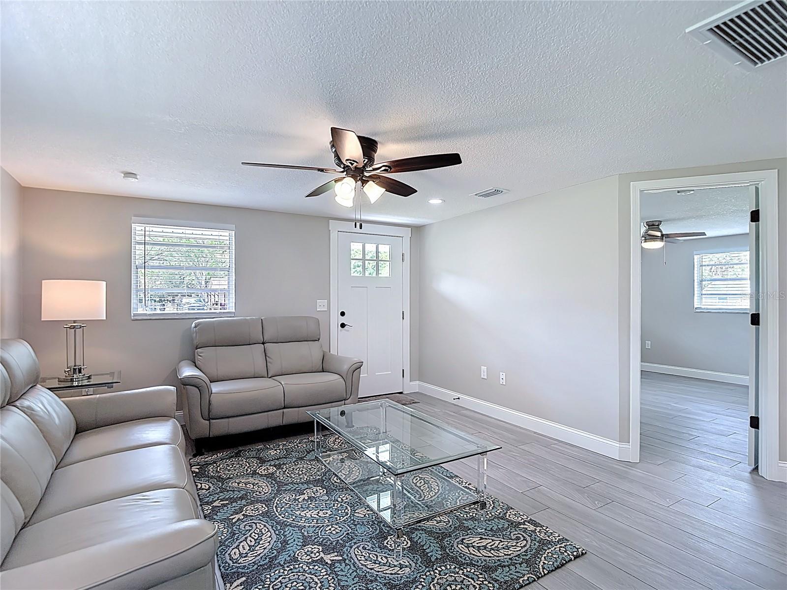 14306 GUAVA STREET — photo 4
