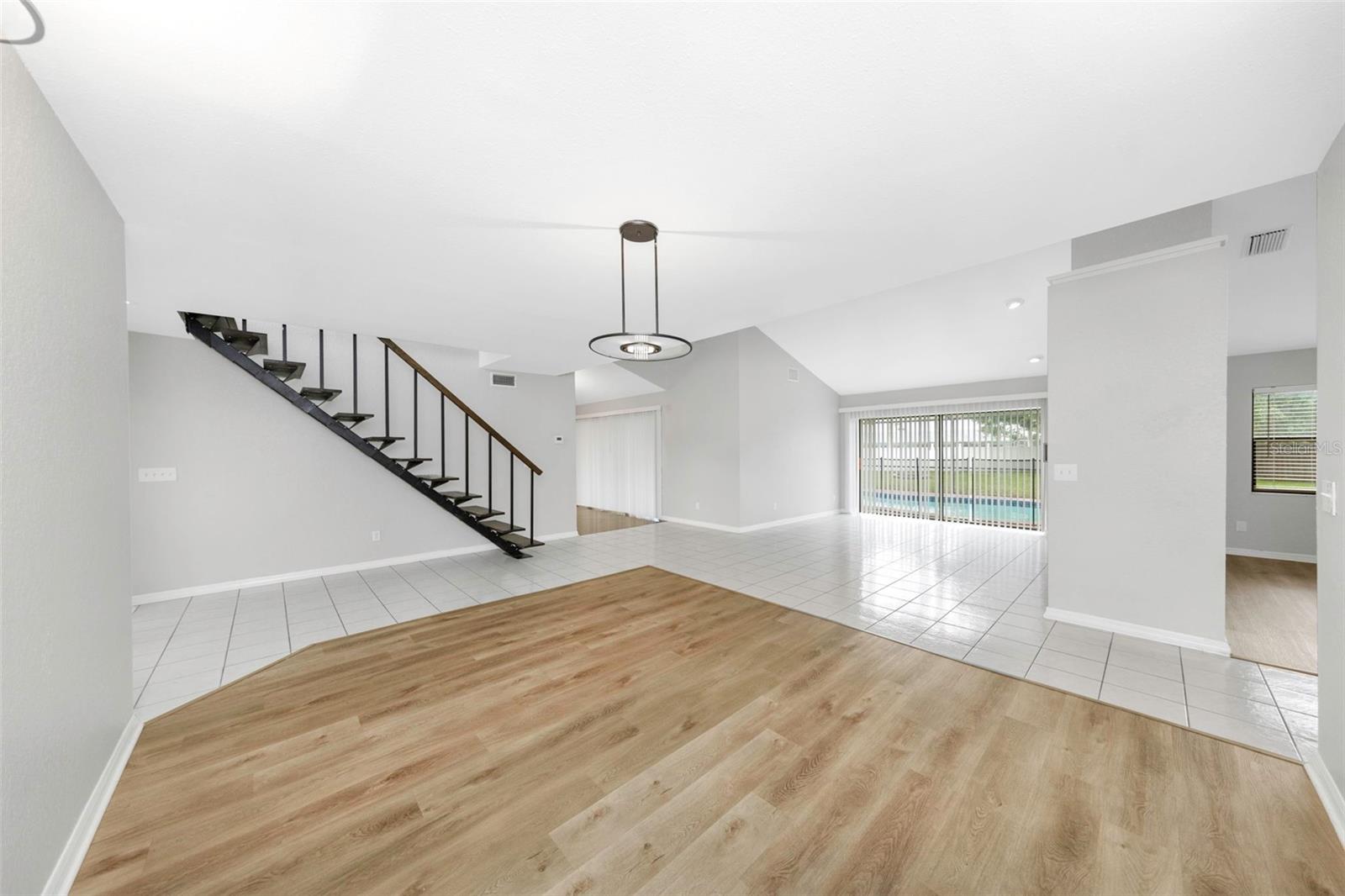 3334 BRIAN RD N — photo 11