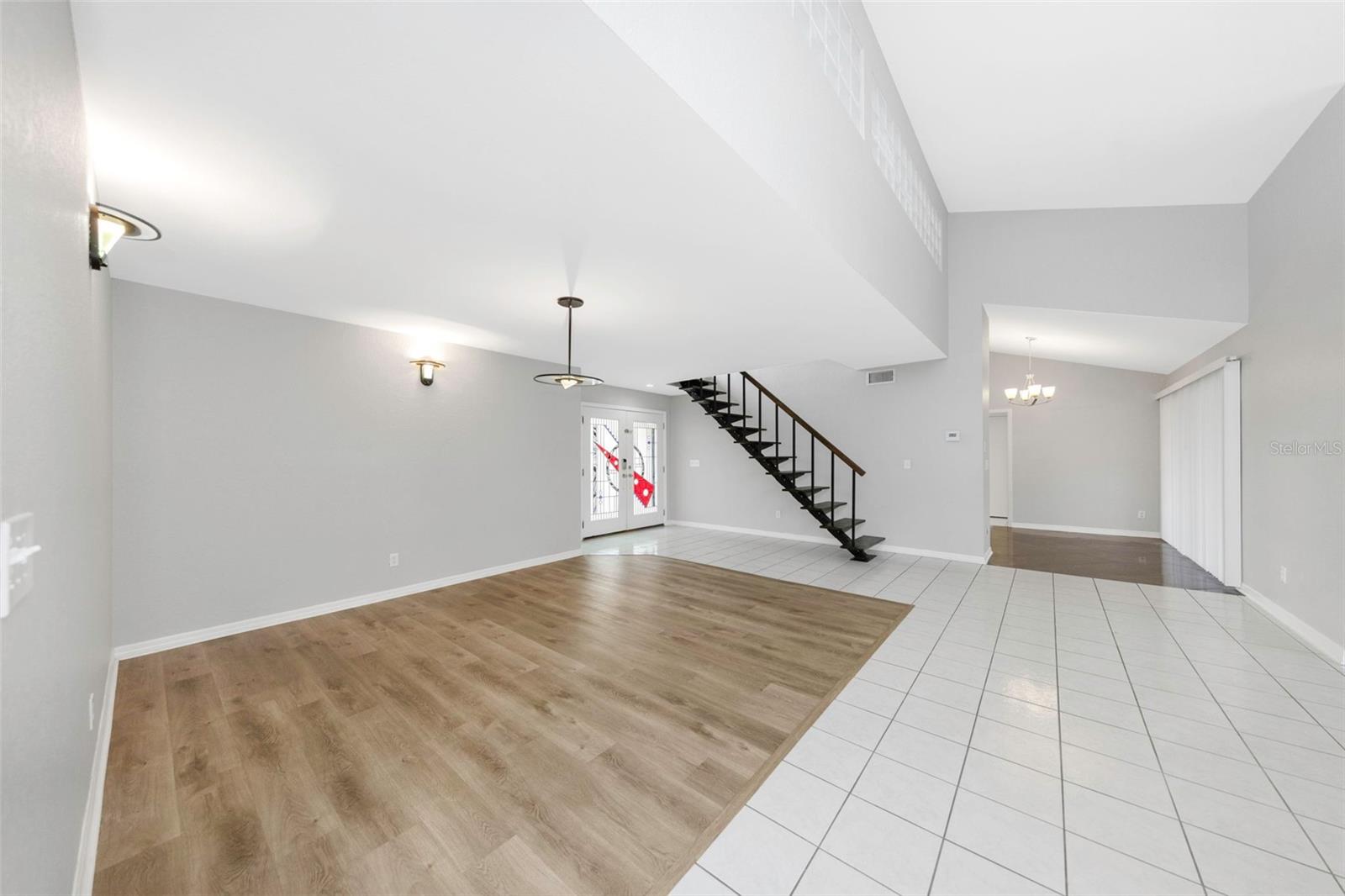 3334 BRIAN RD N — photo 12