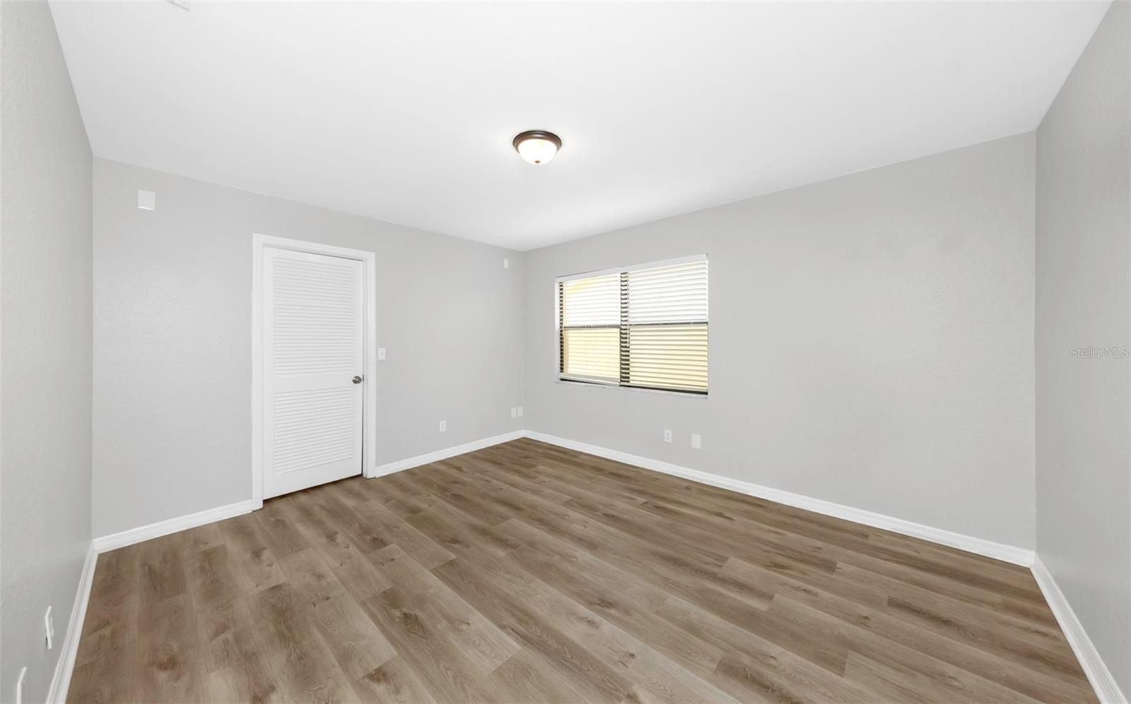 3334 BRIAN RD N — photo 29